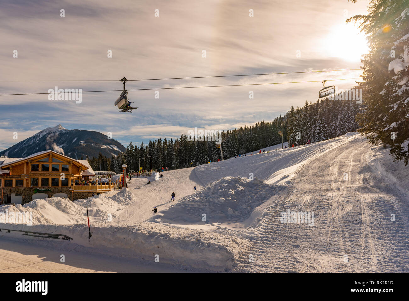 Tauernalm Rohrmoos Ristorante di Planai & Hochwurzen sci cuore della regione di Schladming-Dachstein, Stiria, Austria, Europa Foto Stock