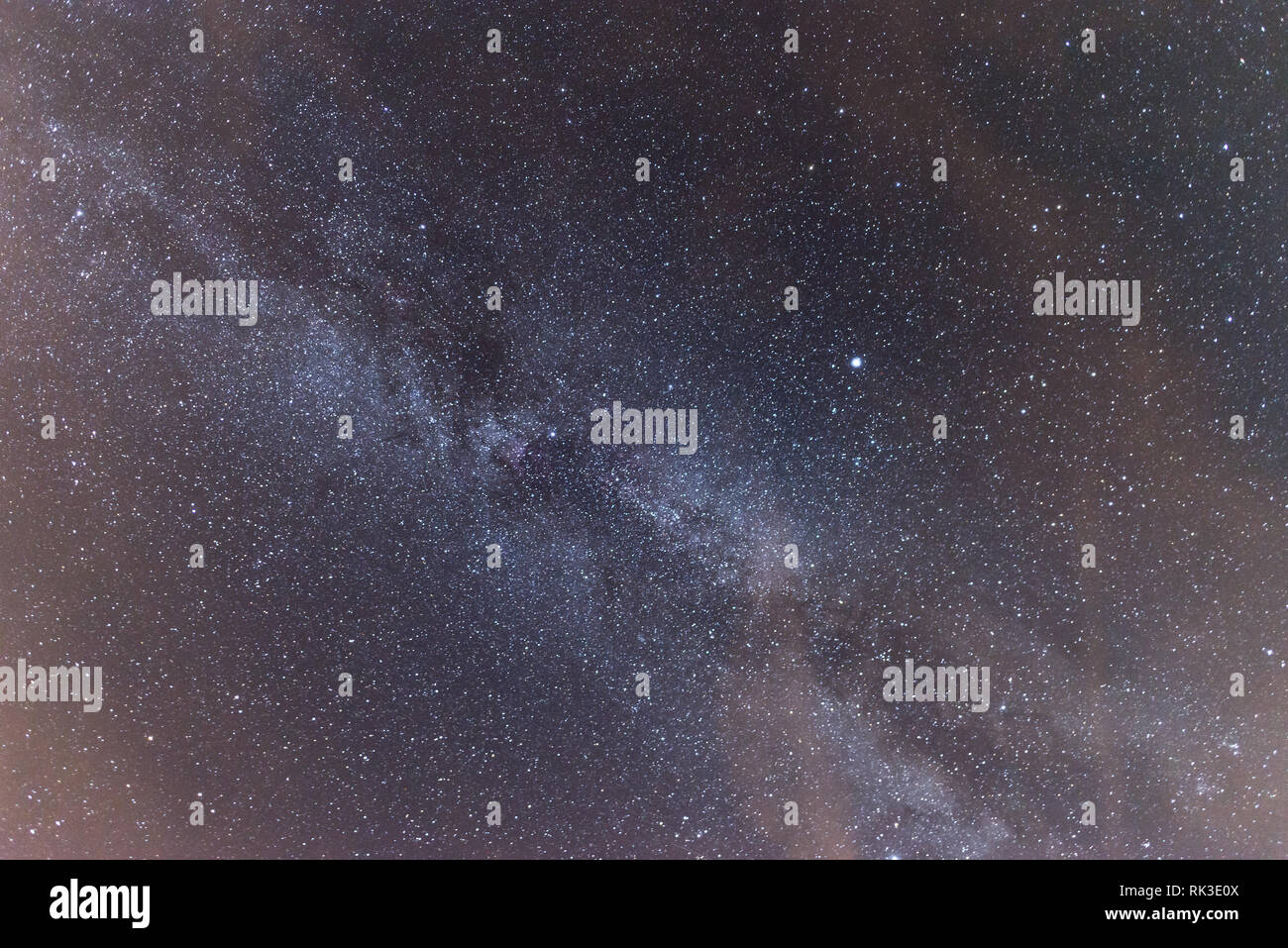 Via lattea sul cielo notturno Foto Stock