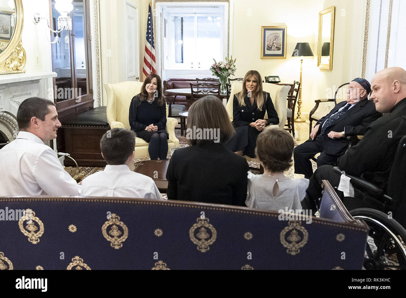 La First Lady Melania Trump e seconda Lady Karen obolo di partecipare a una sessione di ascolto con galleria ospiti, Martedì 5 Febbraio, 2019, al Campidoglio degli Stati Uniti in Washington D.C. Persone: la First Lady Melania Trump Foto Stock