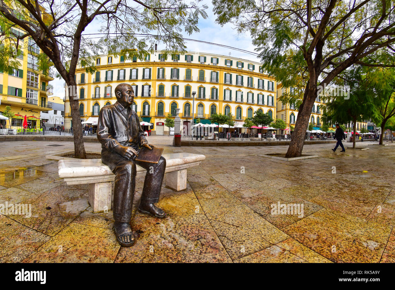 Pablo Picasso statua, Plaza de la Merced, Malaga, Andalusia, Spagna Foto Stock