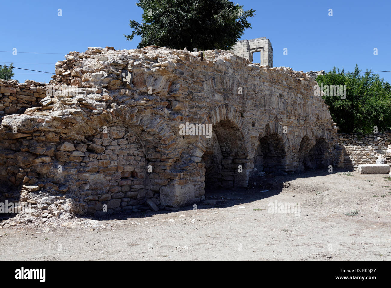 In parte sommersa bagni romano risalente al II secolo D.C. in la sezione centrale di antiche Stratonicea, Eskihisar, Turchia. Foto Stock