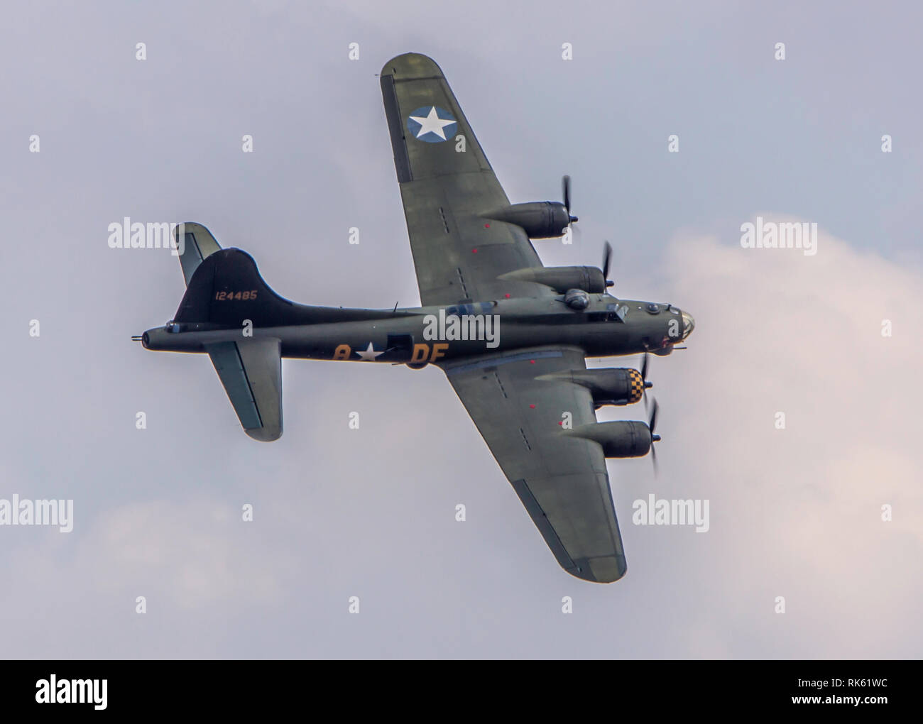 B17 Flying Fortress Sally B al Flying Legends Duxford Airshow 2018 Foto Stock