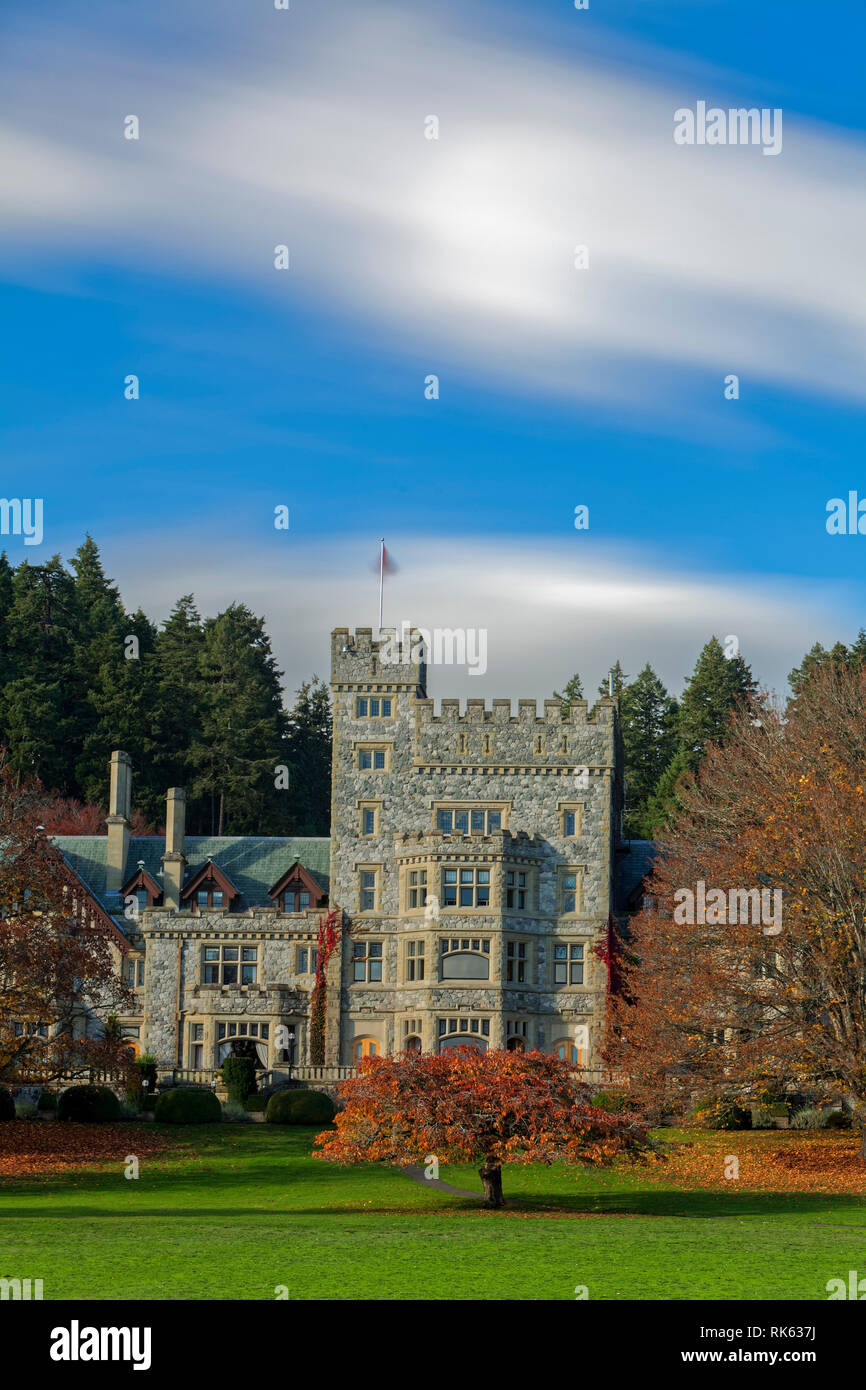 Il castello di hartley e alberi d'autunno al Royal strade University-Colwood, Victoria, British Columbia, Canada. Foto Stock