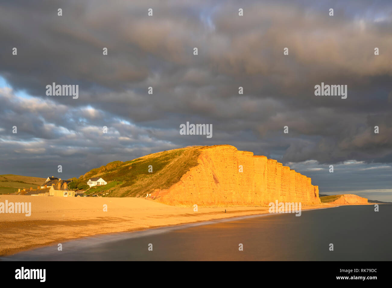 East Cliff West Bay nel Dorset. Foto Stock