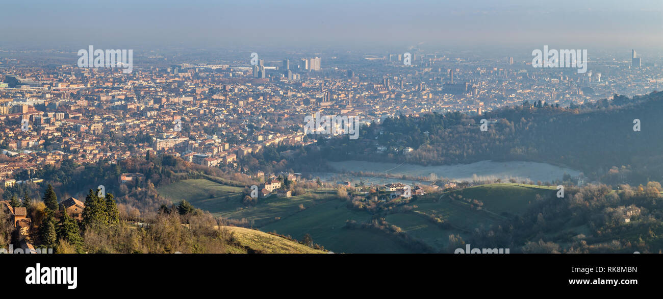 Incredibile vista delle colline di Bologna Foto Stock