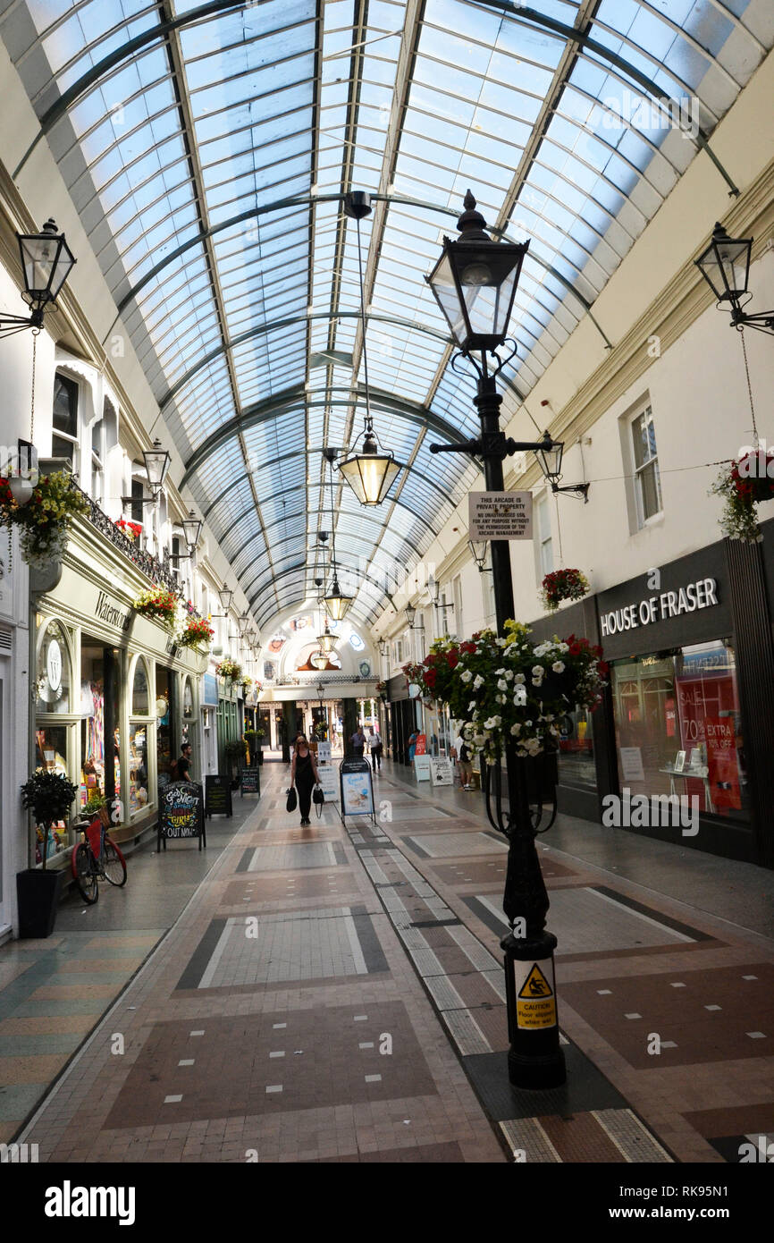 Westbourne Victorian Shopping Arcade, Bournemouth, Inghilterra Foto Stock