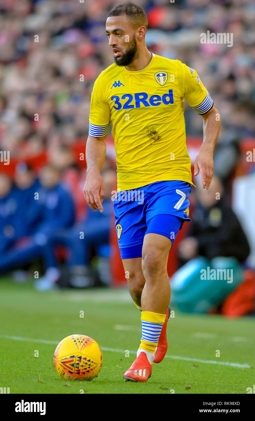 9 febbraio 2019, Riverside Stadium, Middlesbrough, Inghilterra; Sky scommessa campionato, Middlesbrough vs Leeds United : Kemar Roofe (07) di Leeds Utd con la sfera Credito: Craig Milner/News immagini English Football League immagini sono soggette a licenza DataCo Foto Stock