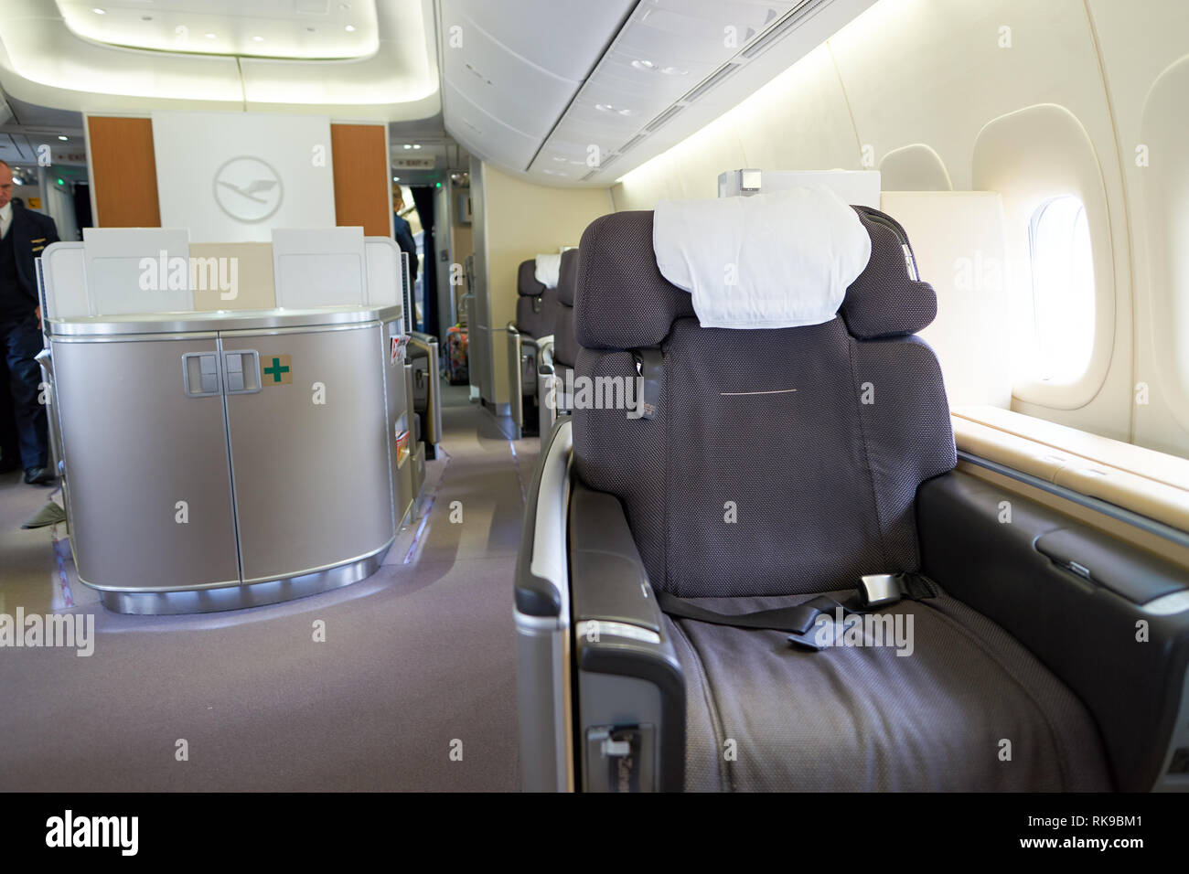 NEW YORK - MARZO 13, 2016: interni di Boeing 747-8I. Il Boeing 747 è un Americano wide-body jet commerciale aereo di linea e aerei cargo, spesso referr Foto Stock