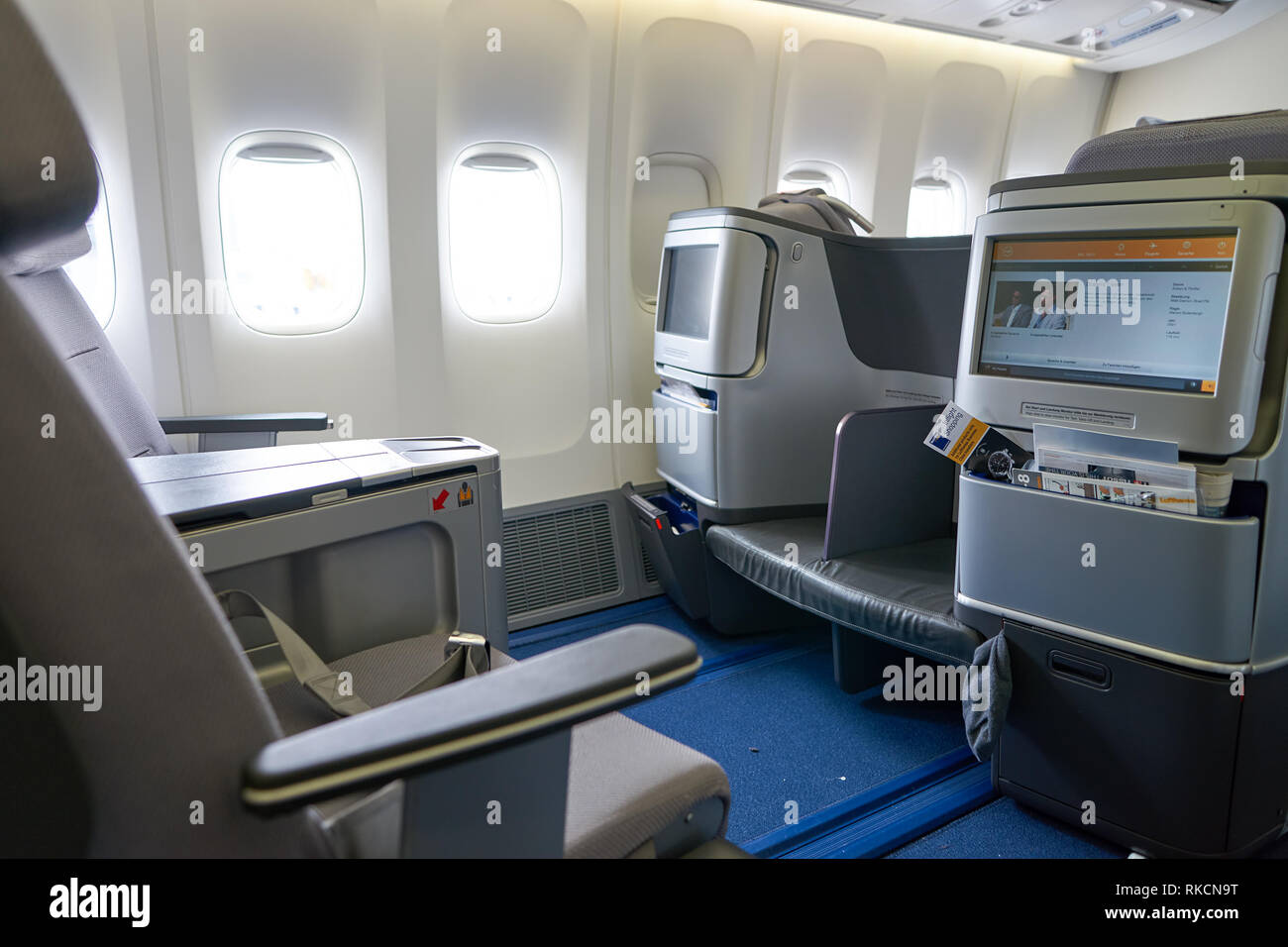 NEW YORK - MARZO 13, 2016: interni di Boeing 747-8I. Il Boeing 747 è un Americano wide-body jet commerciale aereo di linea e aerei cargo, spesso referr Foto Stock