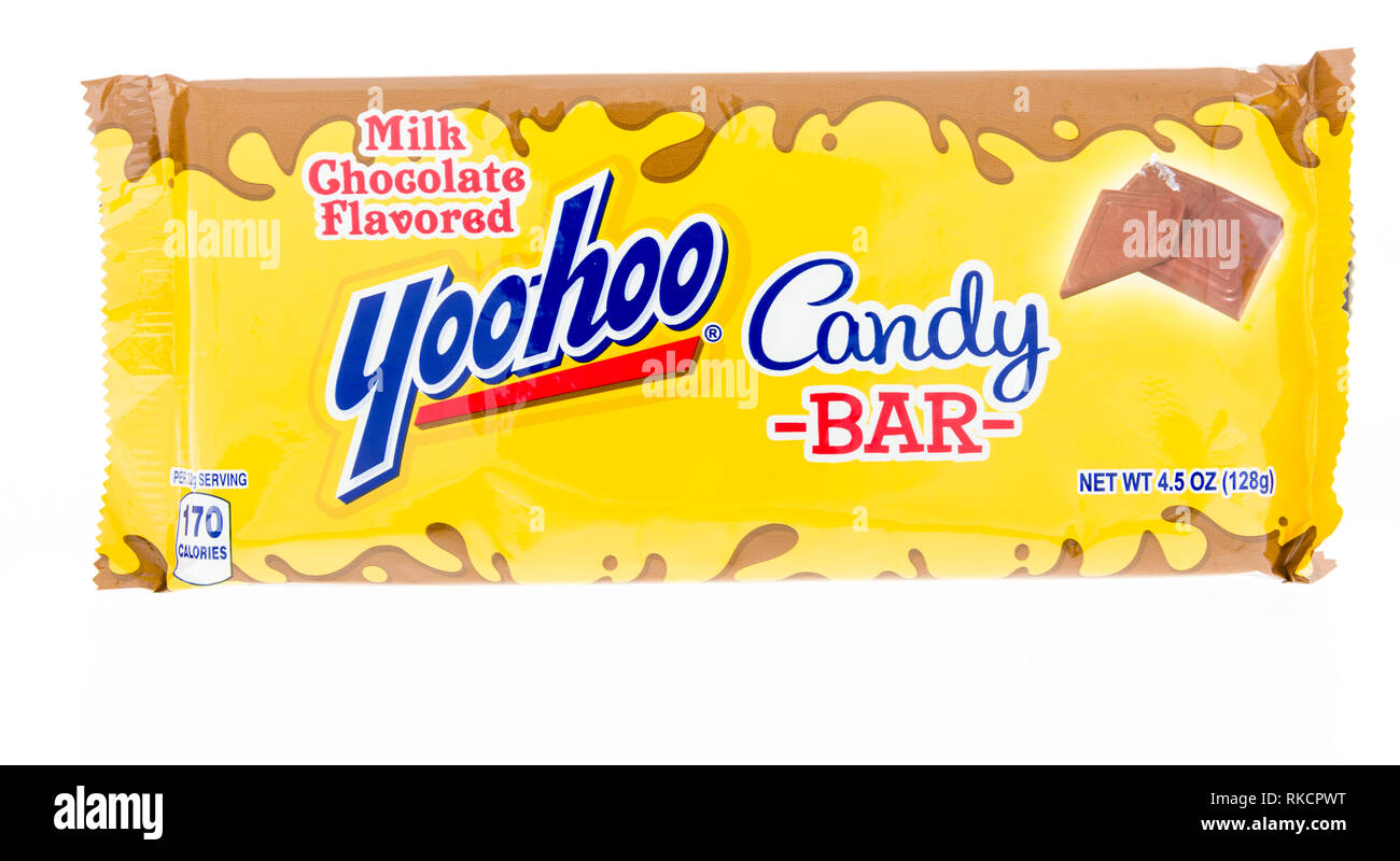 Winneconne, WI - 8 Febbraio 2019: un pacchetto di Yoo-hoo cioccolato al latte candy bar isolato su un background Foto Stock