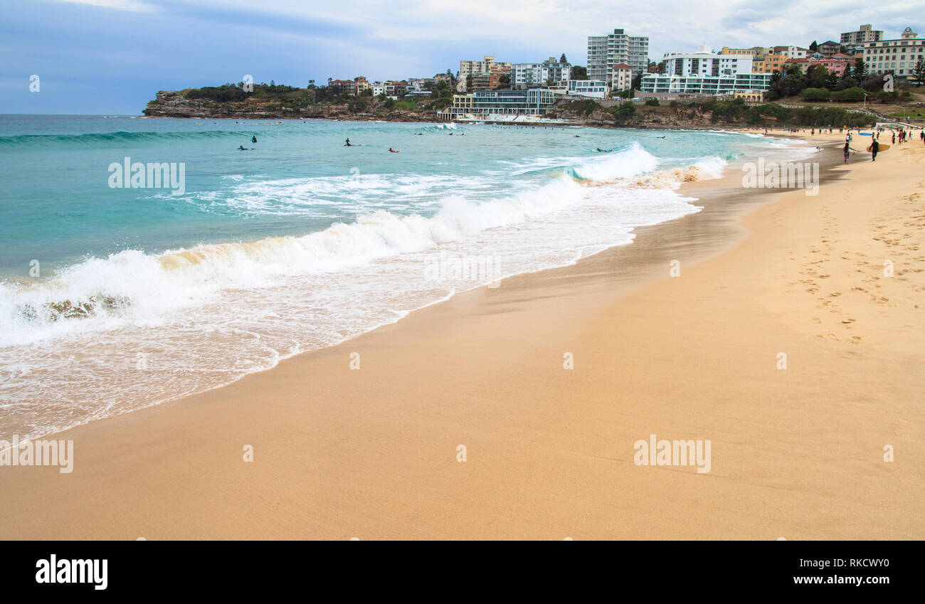 La spiaggia di Bondi in estate a Sydney, Australia. Foto Stock