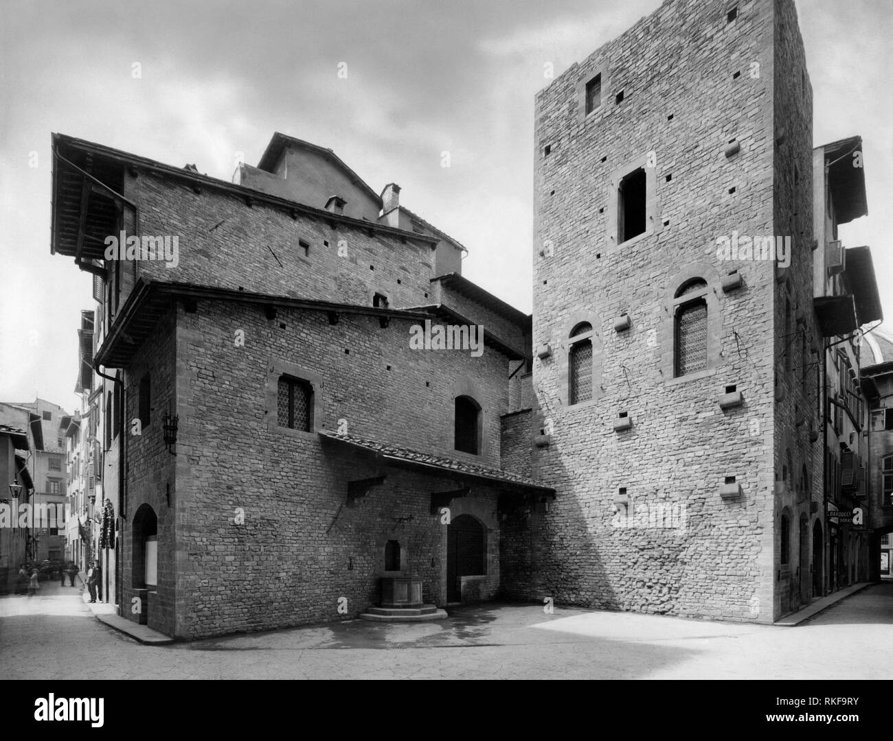 Toscana, Firenze, vista delle case della famiglia Alighieri, museo casa di Dante, 1900-10 Foto Stock