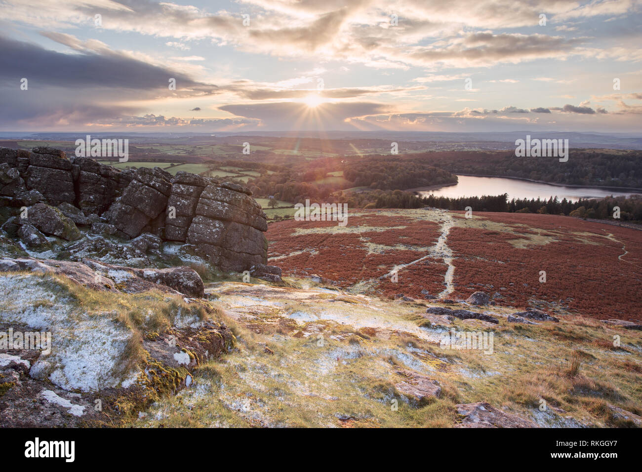 Luce doccia grandine su Sheepstor parco nazionale di Dartmoor Devon UK Foto Stock