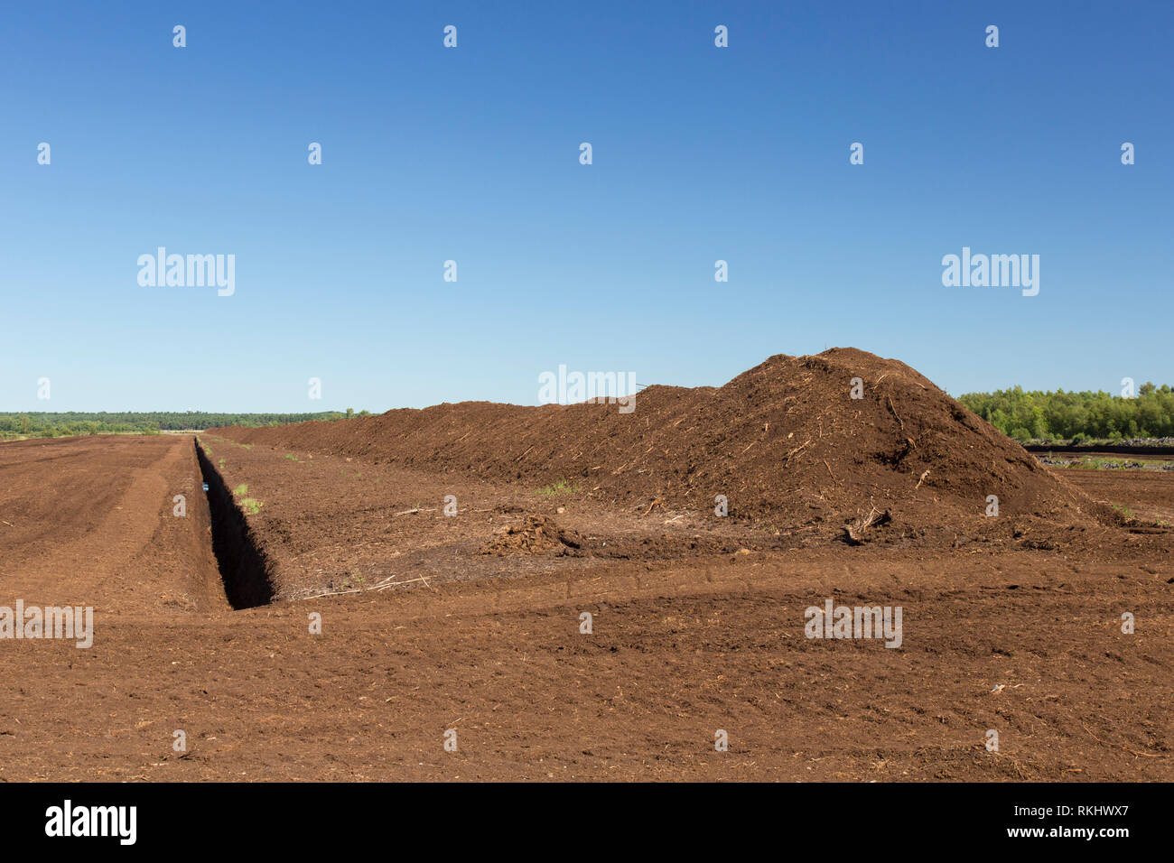 Estrazione di torba a scatole Moor / Tote Moor, sollevato bog vicino a Neustadt am Rübenberge, distretto di Hannover, Bassa Sassonia / Bassa Sassonia, Germania Foto Stock