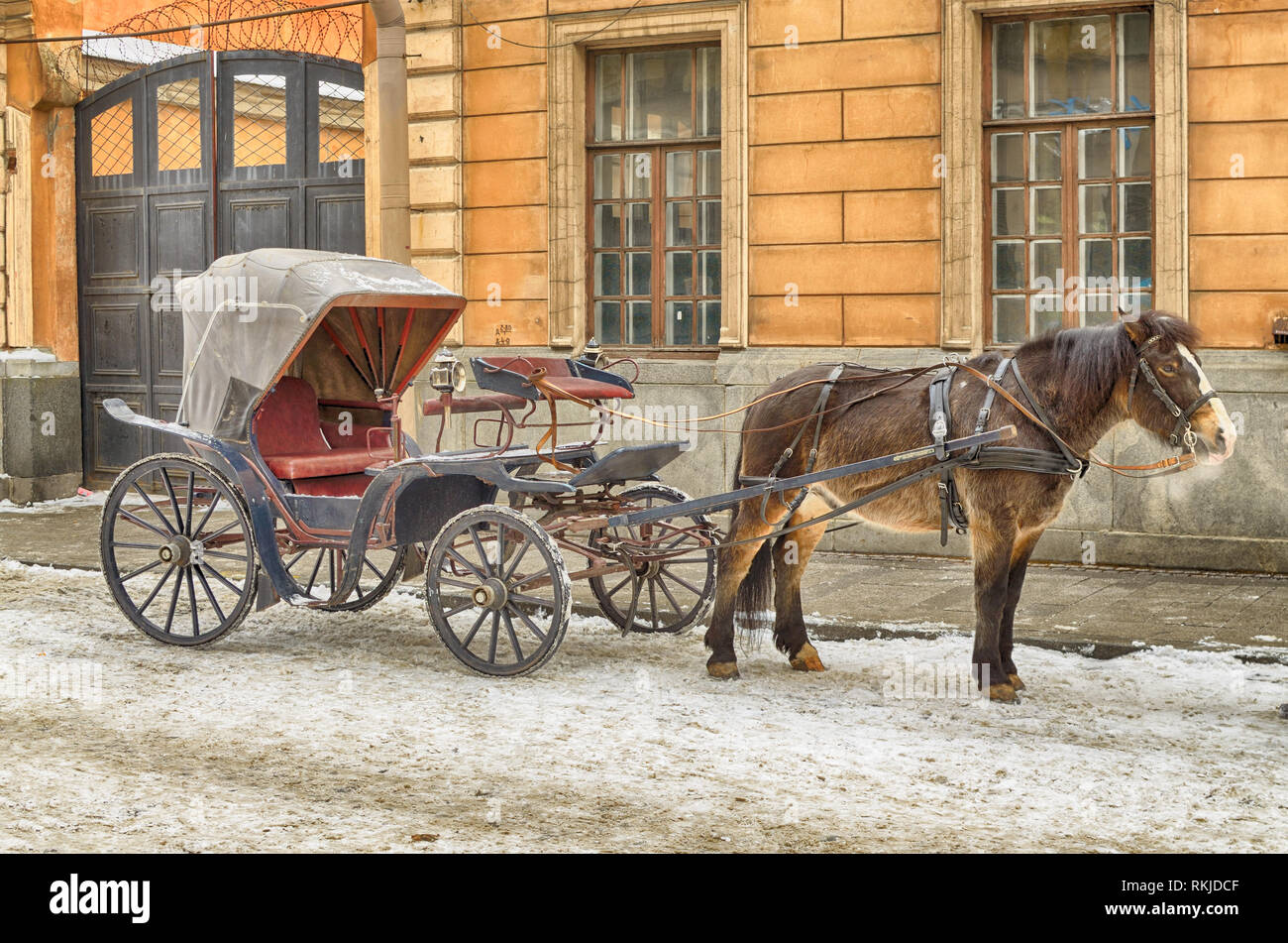 Carrozza di attesa per i passeggeri.una sorta di taxi in vecchi giorni. Foto Stock