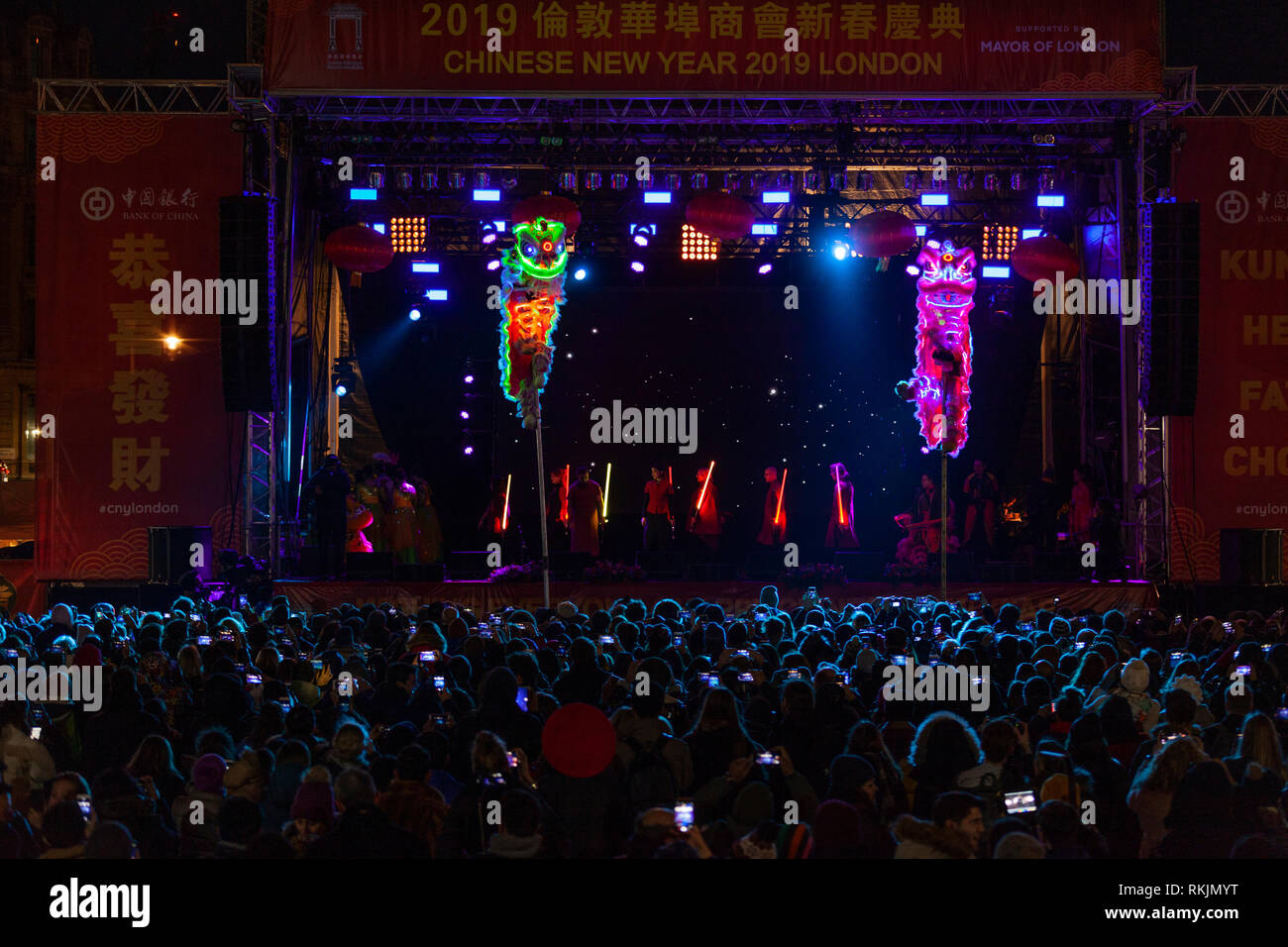 Londra, UK, 10 febbraio, 2019. La celebrazione del Capodanno cinese a Trafalgar Squaren Londra, Regno Unito. Credito: Harishkumar Shah/Alamy Live News Foto Stock