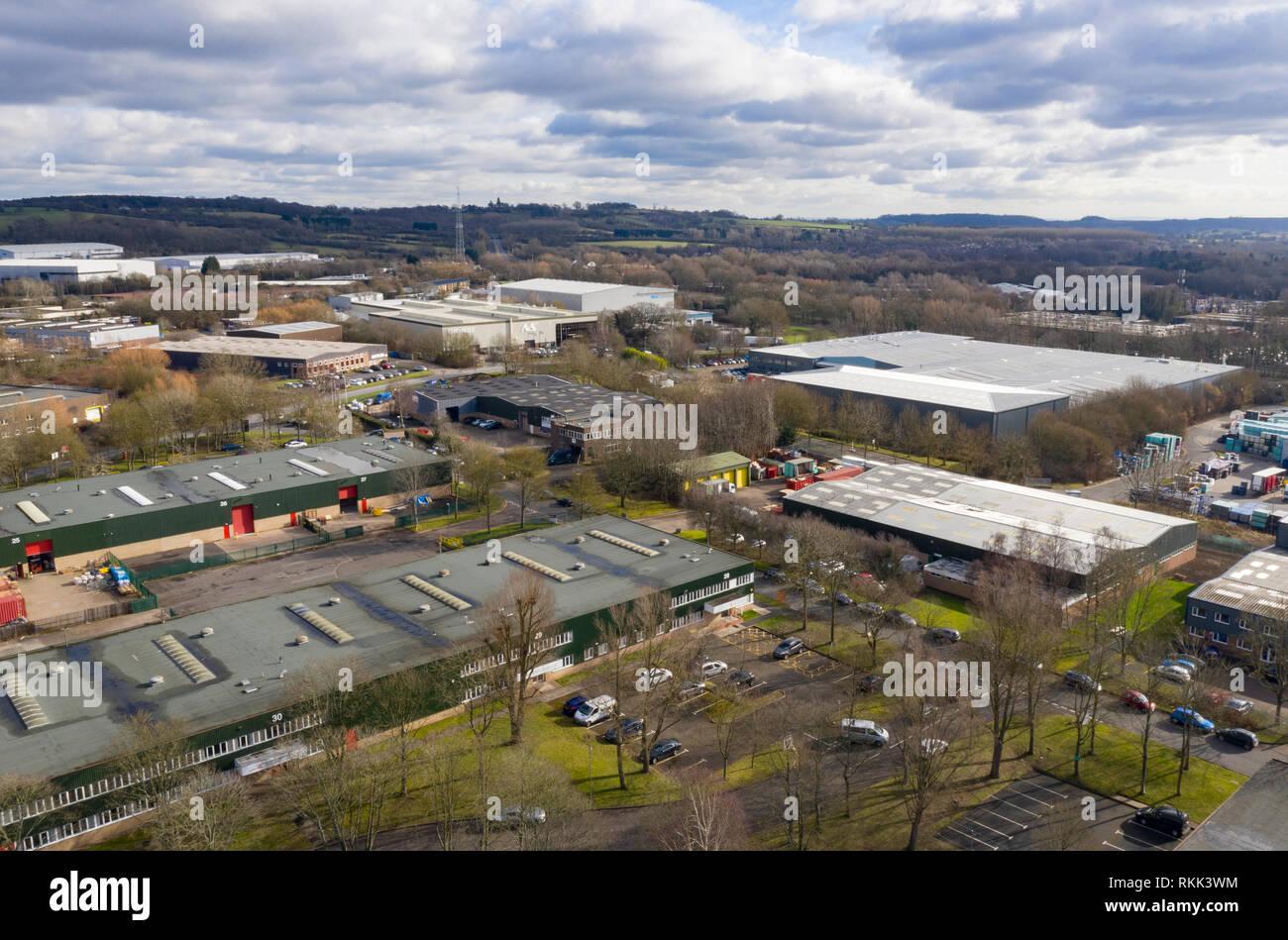 Una veduta aerea di una tipica area industriale alla periferia di una cittadina britannica in Worcestershire. Foto Stock