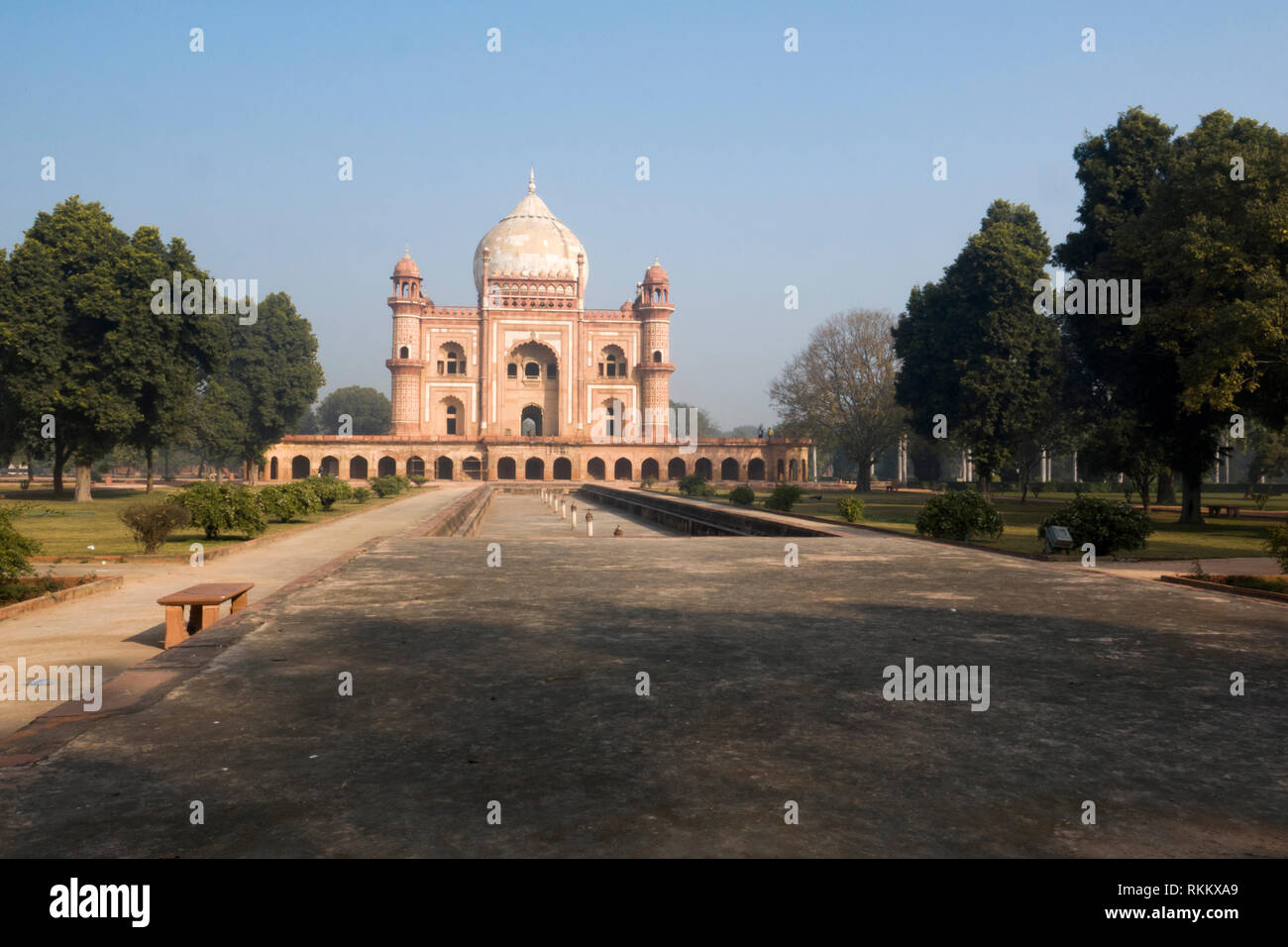 Tomba di Safdarjung, una pietra arenaria e mausoleo di marmo in New Delhi, India Foto Stock