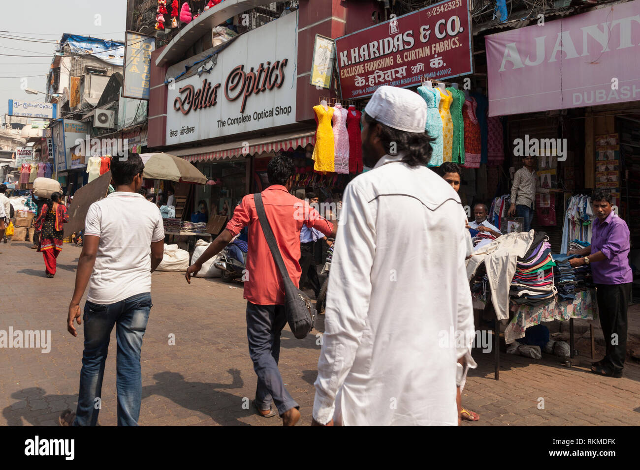 Market street in Mumbai, India Foto Stock