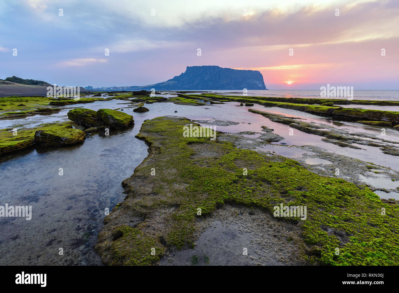 Jeju Island Corea del Sud, Sunrise paesaggio a Seongsan Ilchulbong Foto Stock