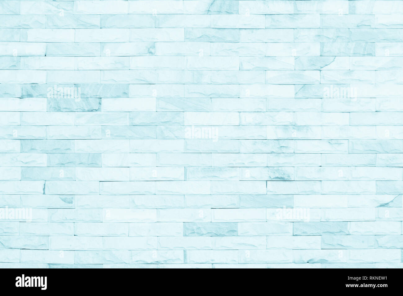 I colori blu e bianco muro di mattoni arte calcestruzzo o pietra texture di sfondo carta da parati in astratto di calcare la vernice per pavimenti e i compiti di scuola/muratura o Foto Stock