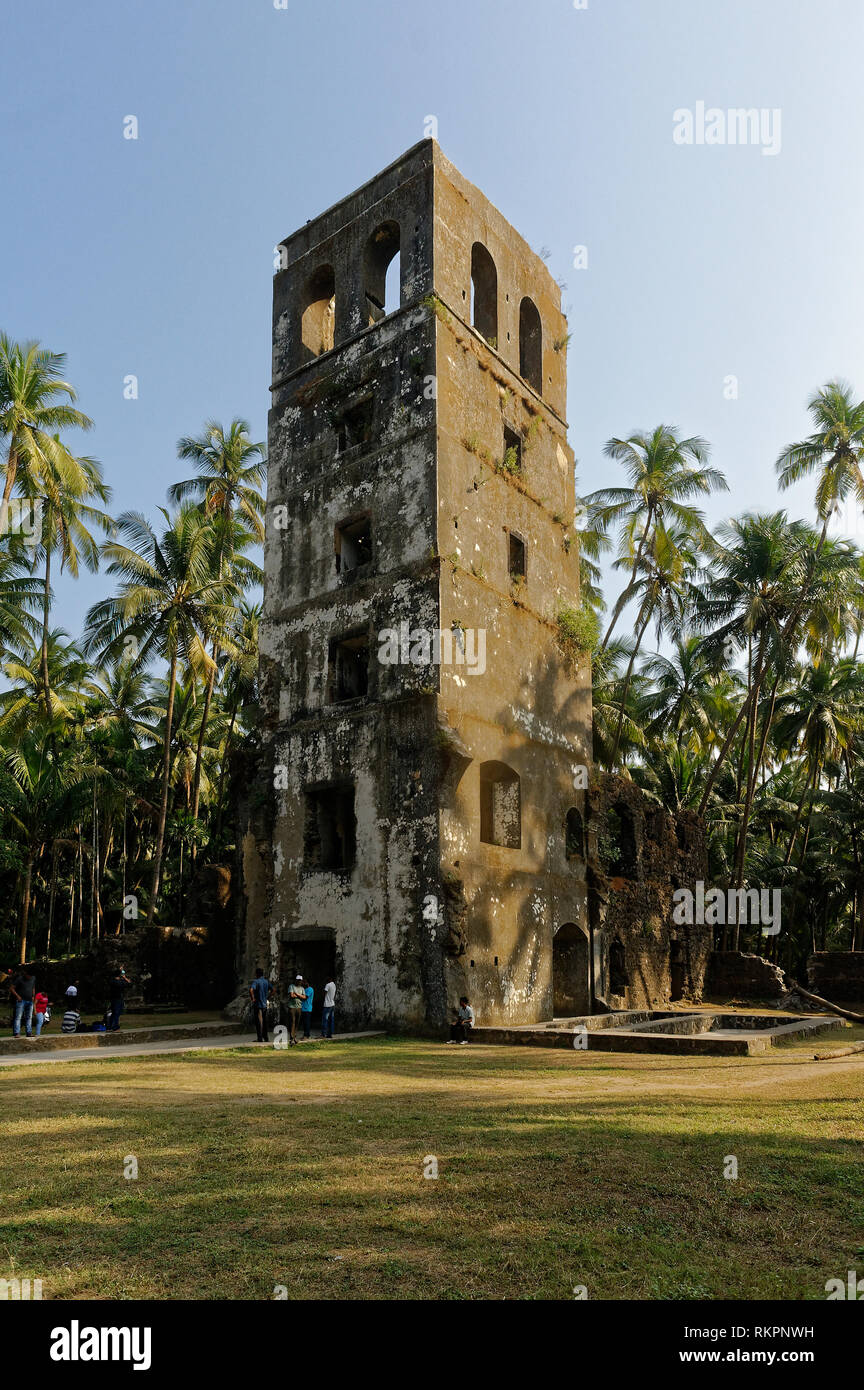 Antica torre di guardia di Fort Revdanda vicino Alibag Maharashtra india Foto Stock