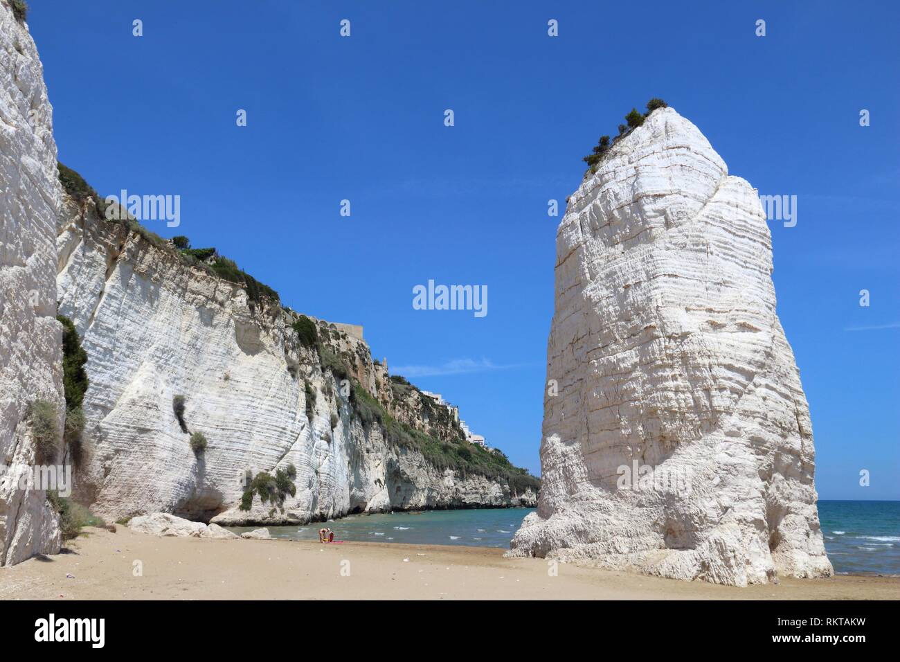 Parco Nazionale del Gargano in Italia - Spiaggia di Pizzomunno a Vieste. Foto Stock