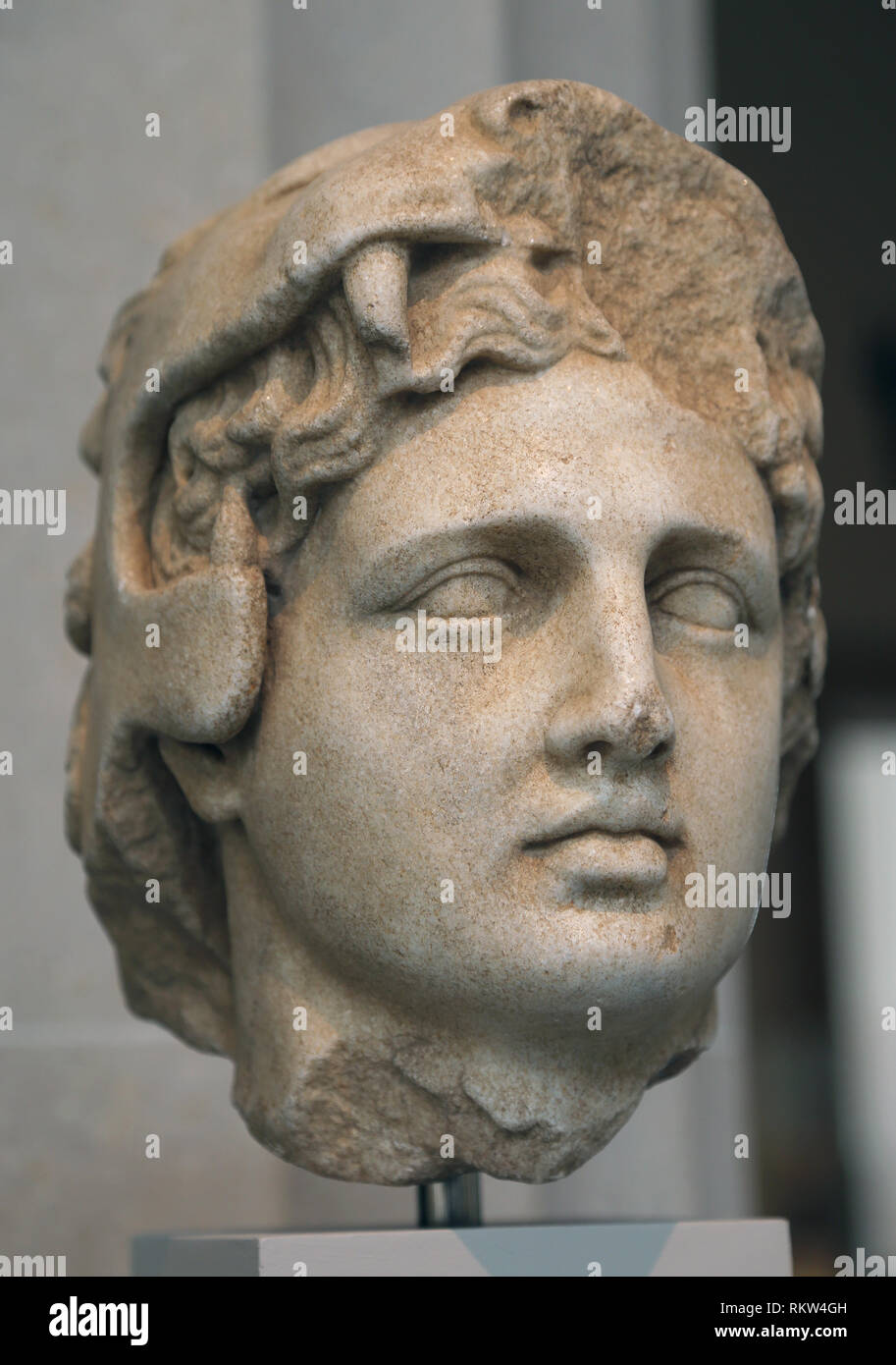 Alessandro il Grande come giovane Eracle. Indossando il cuoio capelluto di Lion come casco. Greco, Ellenistico, 4a-3a BCE. Met. NY, Stati Uniti d'America. Foto Stock