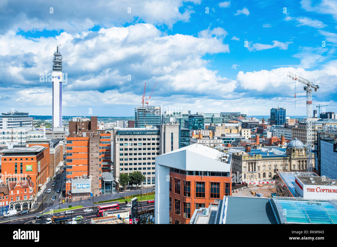 Vista sul centro di Birmingham che mostra la riqualificazione in corso della città. Foto Stock