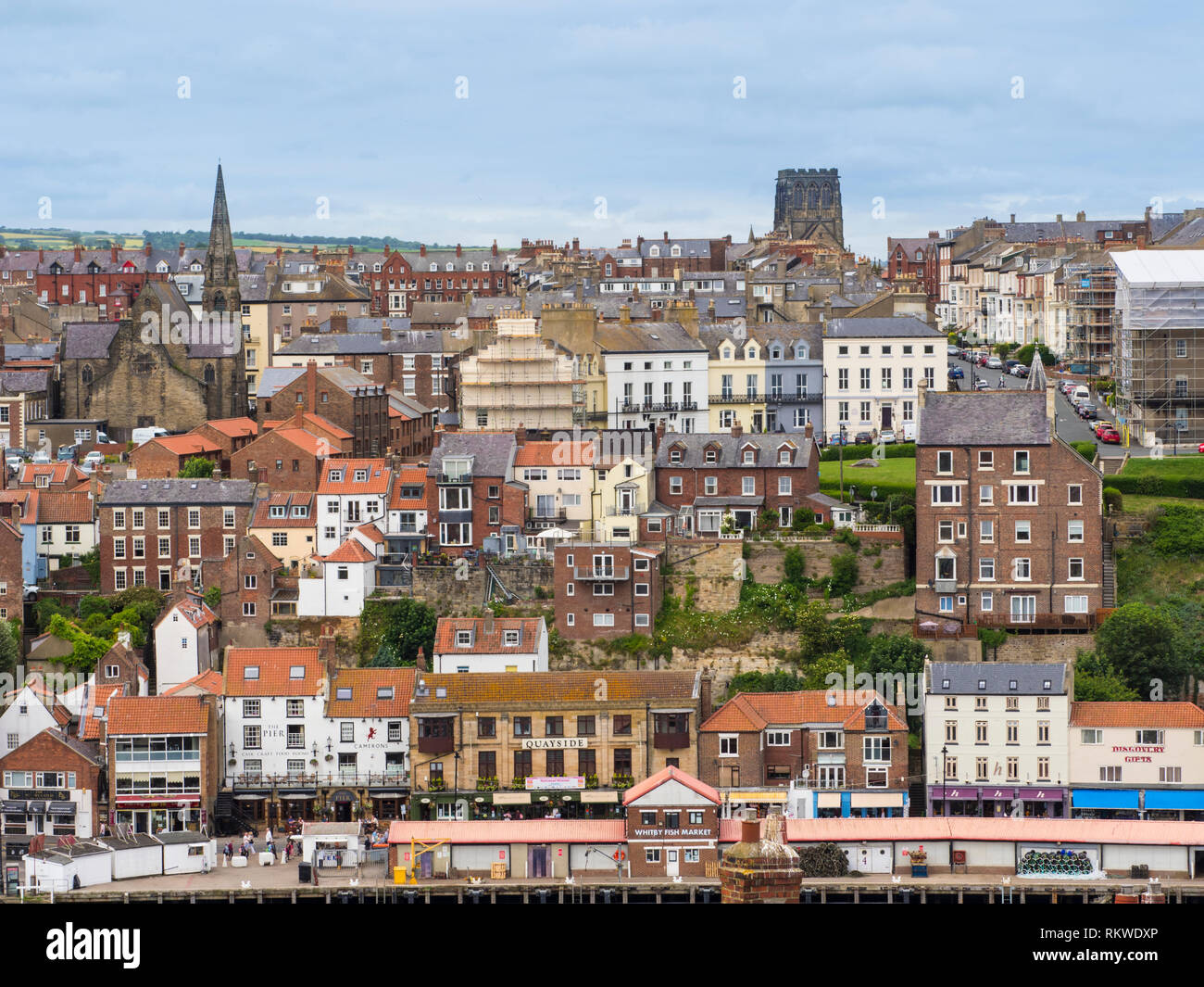 Vista della città di Whitby. Foto Stock