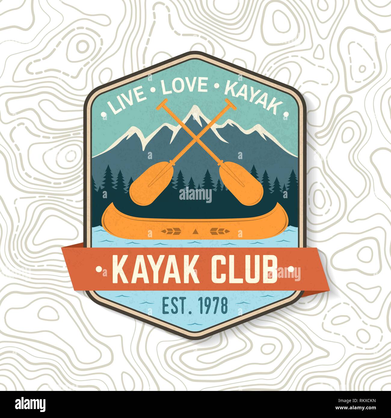 Kayak Club. Live, amore, kayak. Vettore. Concetto di t-shirt, stampare il timbro o il raccordo a t. Design vintage con la montagna, pale e la barca silhouette. Extreme sport d'acqua. Outdoor adventure emblemi di patch Illustrazione Vettoriale