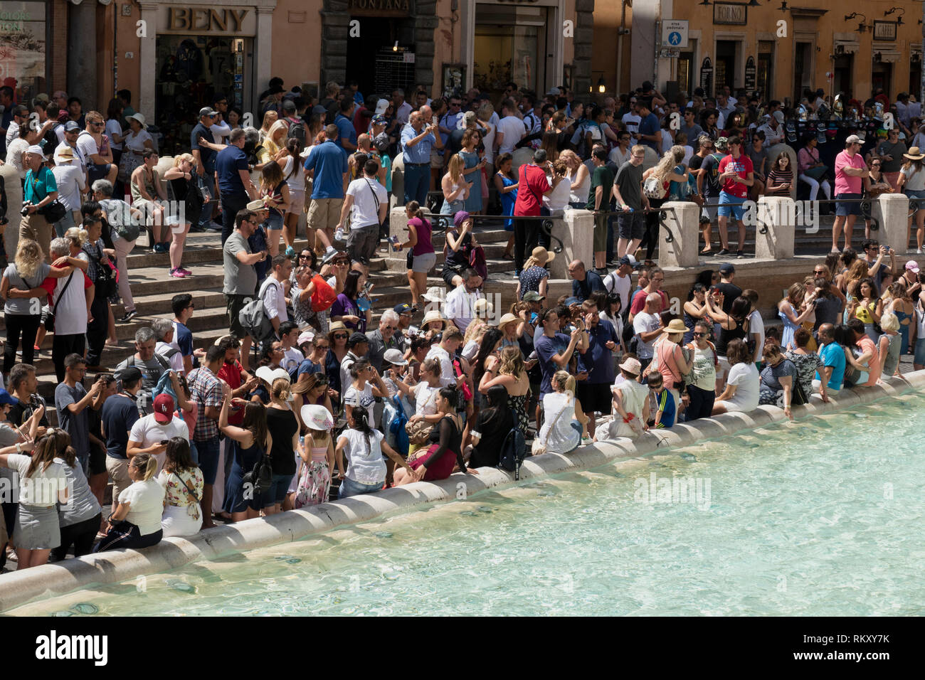 Fontana di Trevi Fontana di Trevi, Roma, Italia Foto Stock