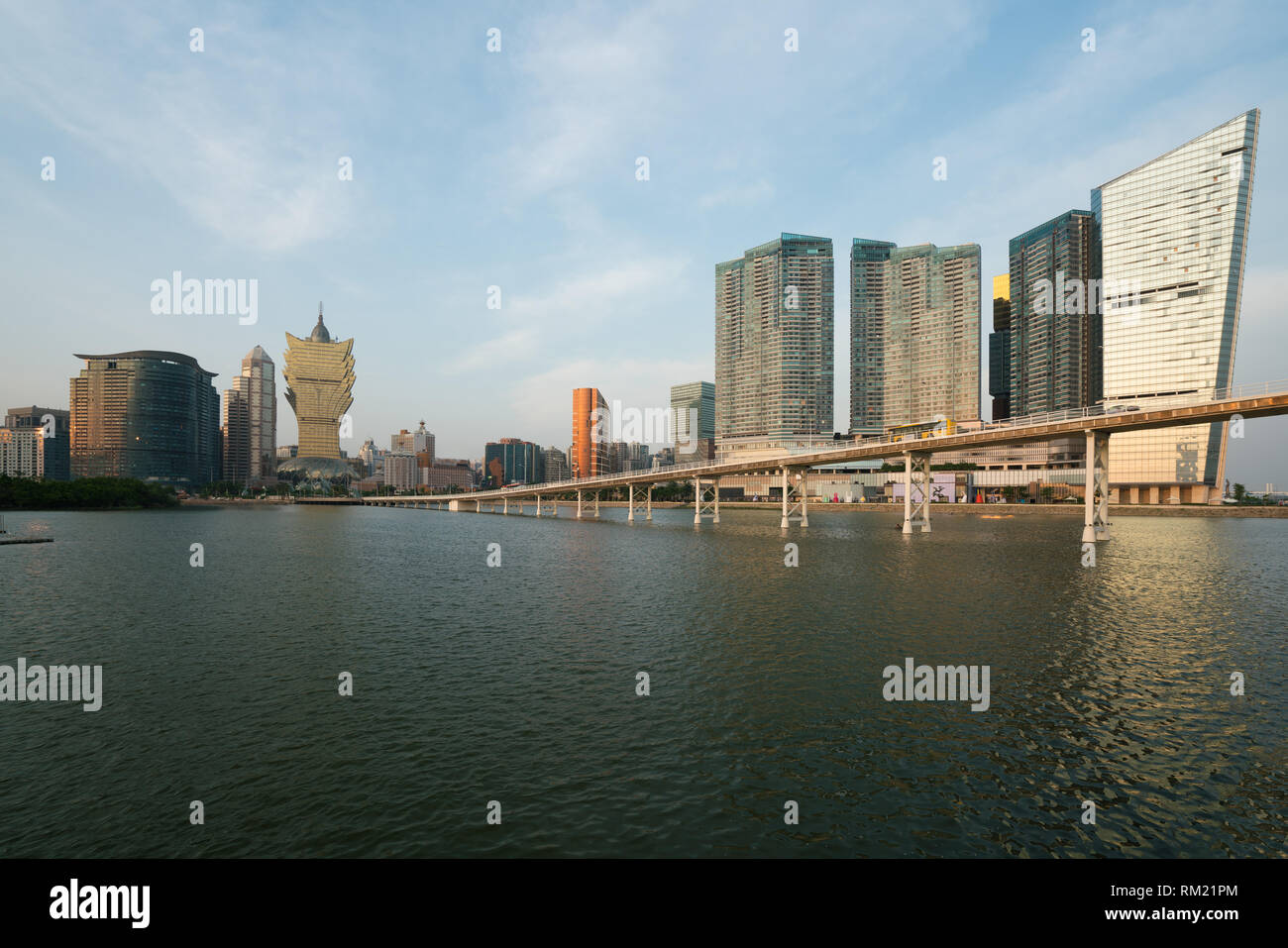 Immagine di Macau (Macao), Cina. Grattacielo hotel e casino edificio presso il centro cittadino di Macau (Macao). Foto Stock