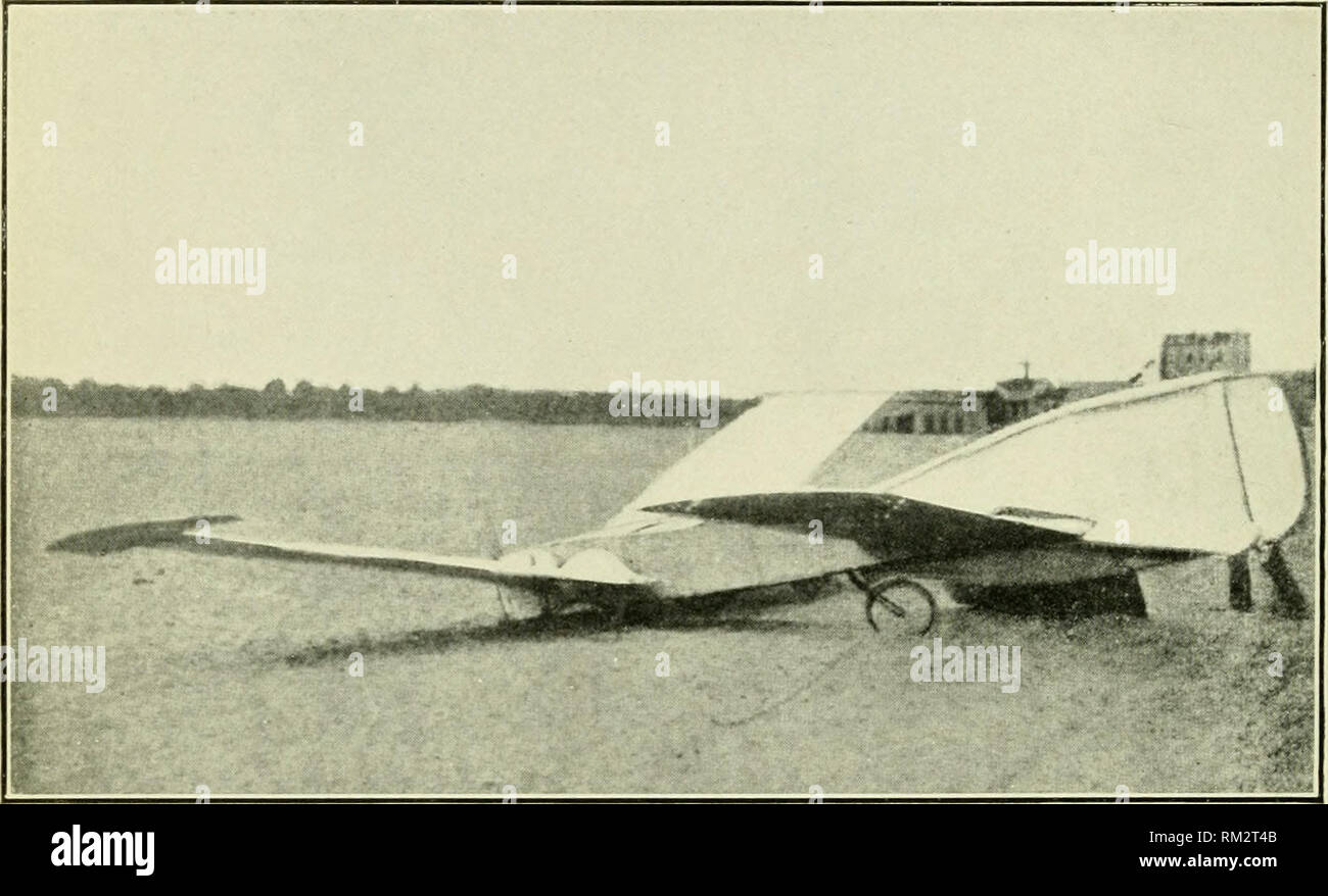 . Relazione annuale del consiglio di amministrazione di Regents dello Smithsonian Institution. Smithsonian Institution; Smithsonian Institution. Archivi; scoperte nel campo della scienza. Smi-thsonian Relazione, 1910.-Chanute. La piastra 18.. 1. Bleriot aereo n. 5 dopo una caduta. Si prega di notare che queste immagini vengono estratte dalla pagina sottoposta a scansione di immagini che possono essere state migliorate digitalmente per la leggibilità - Colorazione e aspetto di queste illustrazioni potrebbero non perfettamente assomigliano al lavoro originale. Smithsonian Institution. Consiglio di amministrazione di Regents; Stati Uniti Museo Nazionale. Relazione della U. S. Museo Nazionale; Smithsonian Institution Foto Stock