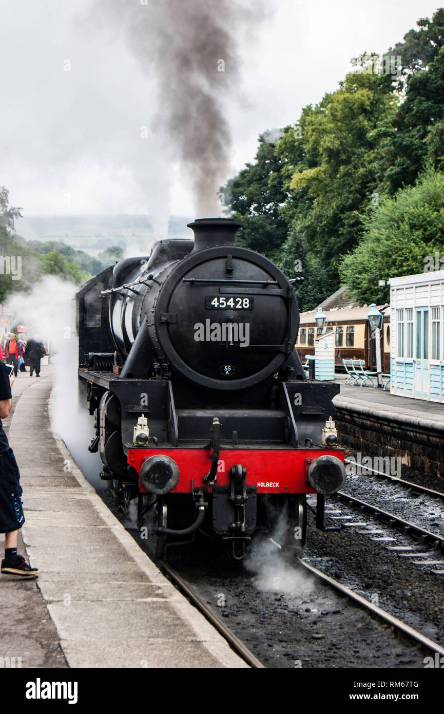 Thompson B1 61002 Impala lasciando la stazione Grossmont Foto Stock