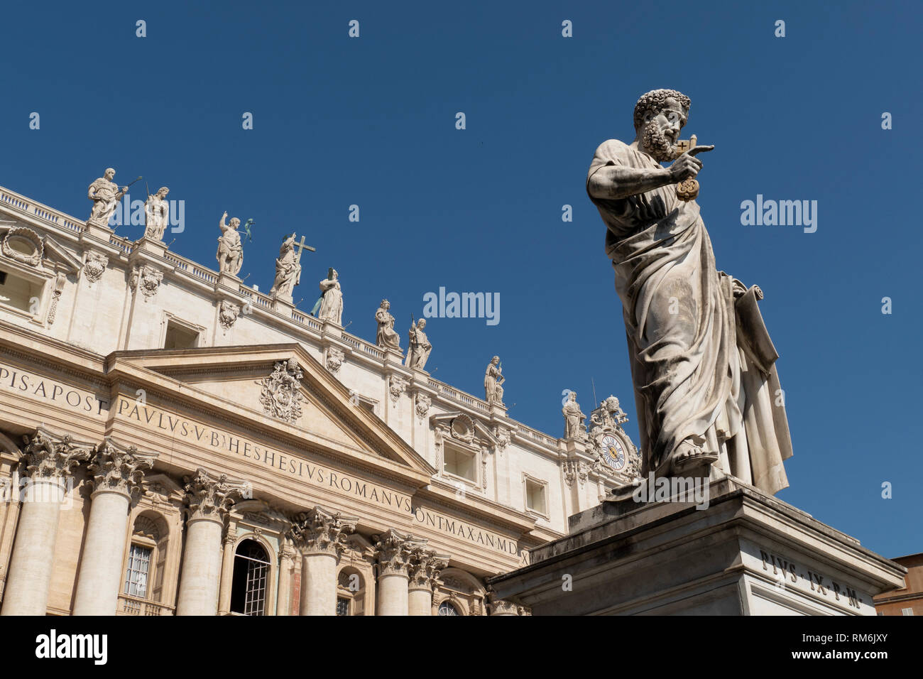 San Pietro statua, Basilica di San Pietro, di San Pietro in Vaticano