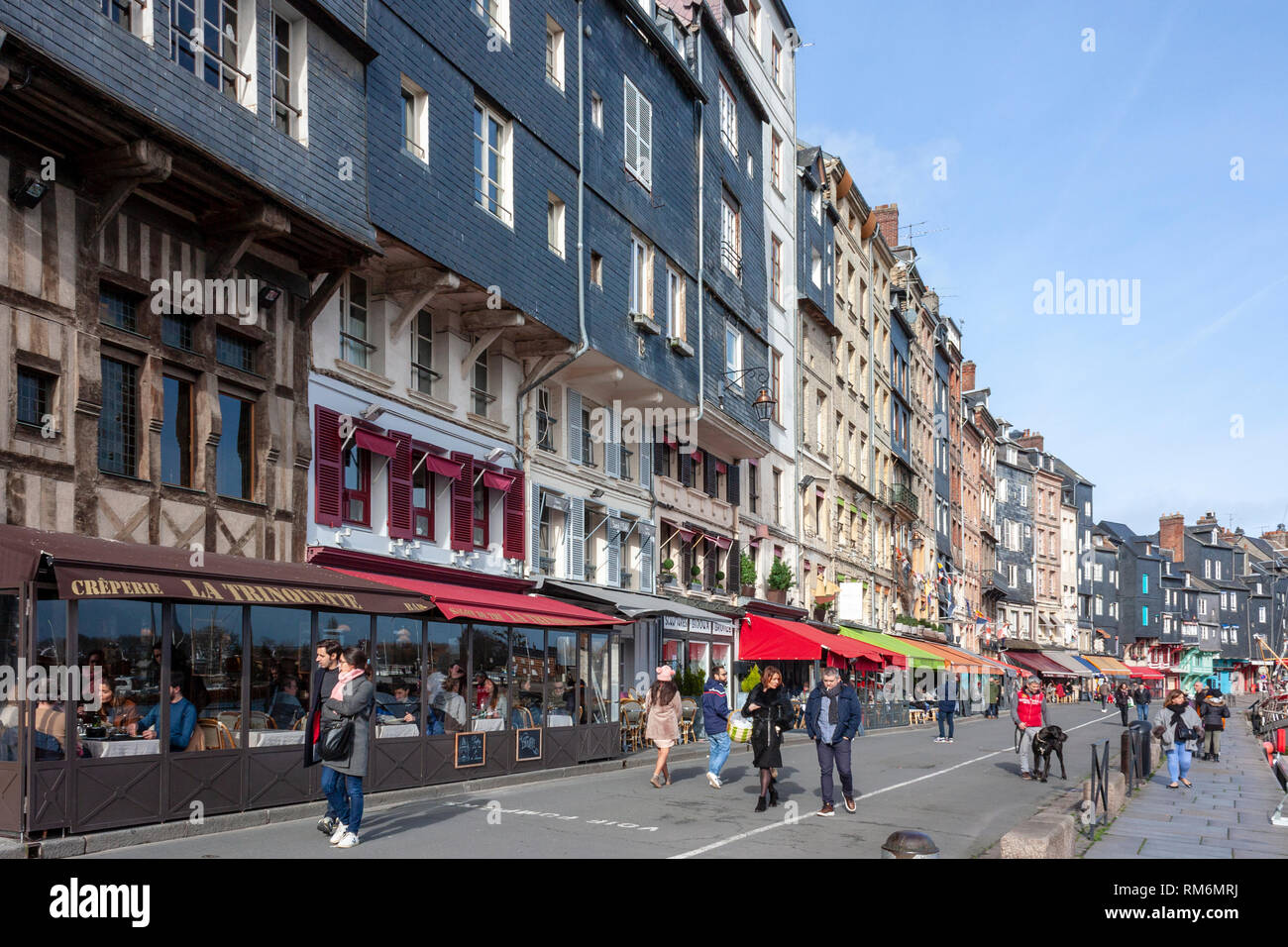 Il Vieux Bassin, Honfleur, Normandia, Francia Foto Stock