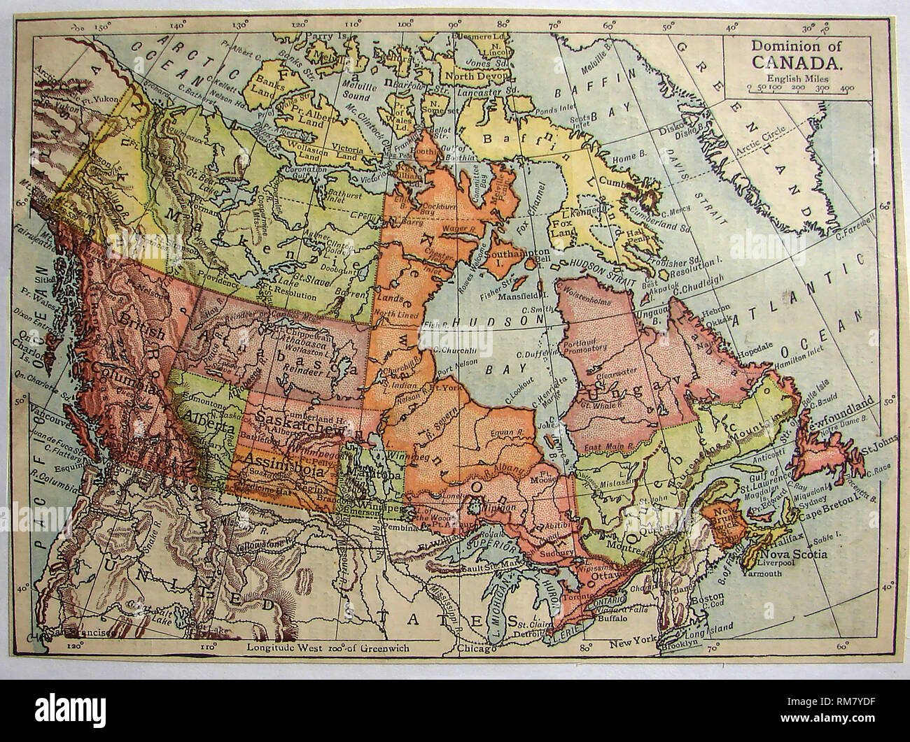 1901 mappa colorata del dominio del Canada.mostra i distretti di Saskatchewan, Alberta, Assiniboia, l'Athabasca, Franklin, Keewatin, Mackenzie, e Ungava ecc. Foto Stock