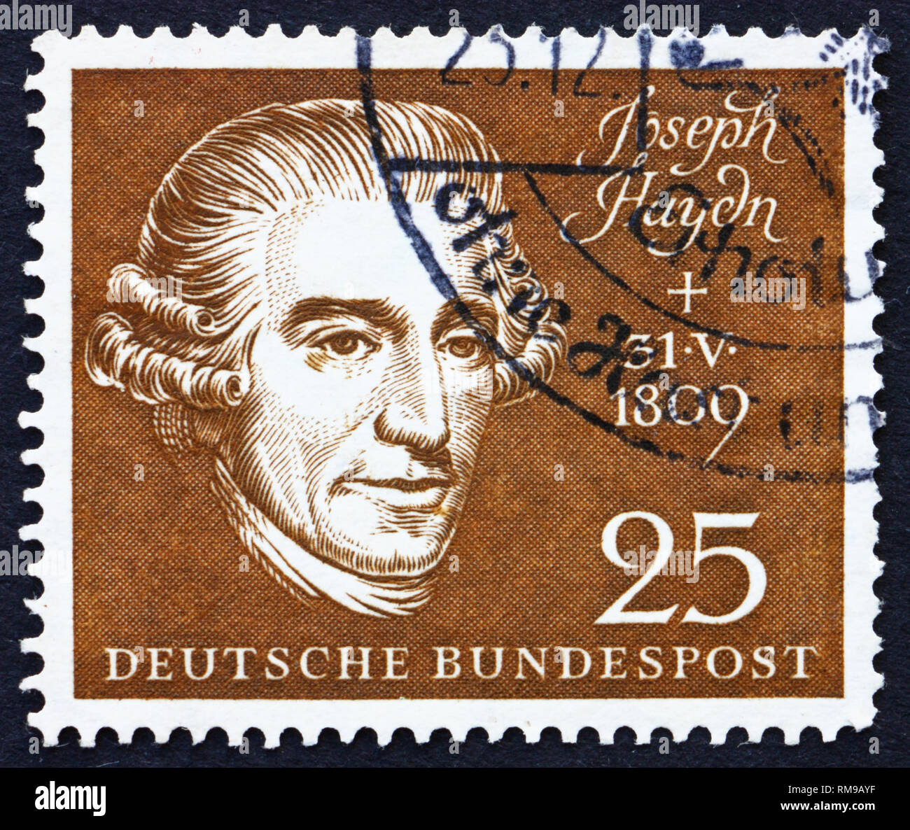 Germania - circa 1959: un timbro stampato in Germania mostra Joseph Haydn, compositore, circa 1959 Foto Stock