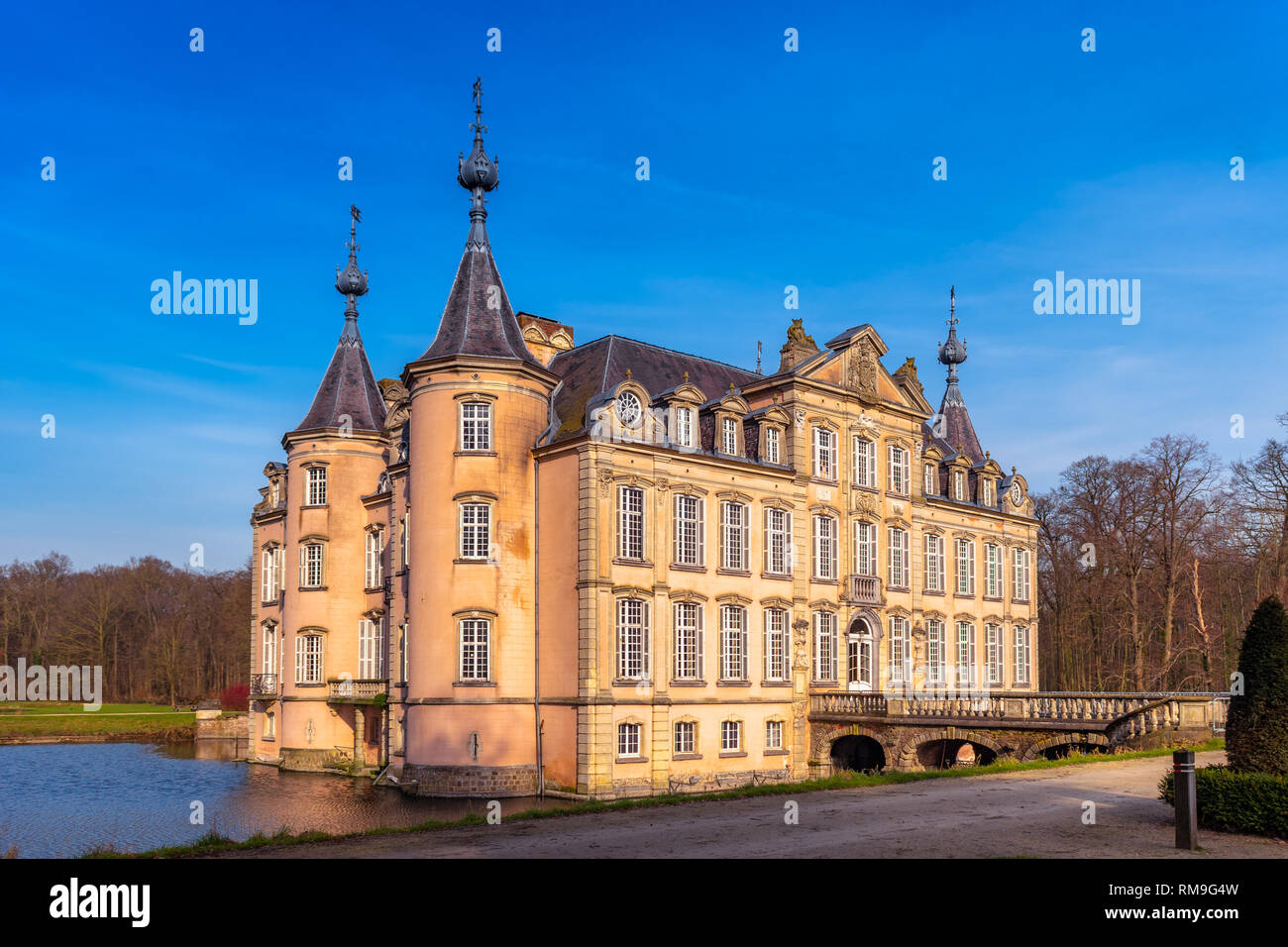 Il castello di Poeke è un castello di Poeke, una parte di Aalter nella provincia belga delle Fiandre Orientali Foto Stock