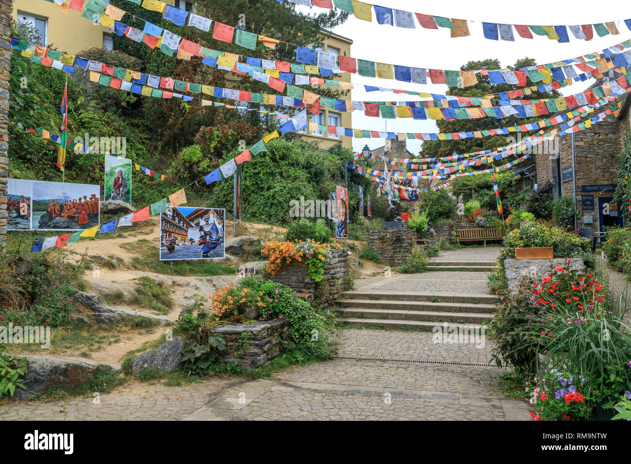 Francia, Morbihan, La Gacilly, Festival Foto La Gacilly 2018, fotografia all'aperto mostra, qui foto di Matthieu Ricard // Francia, Morbihan (56 Foto Stock