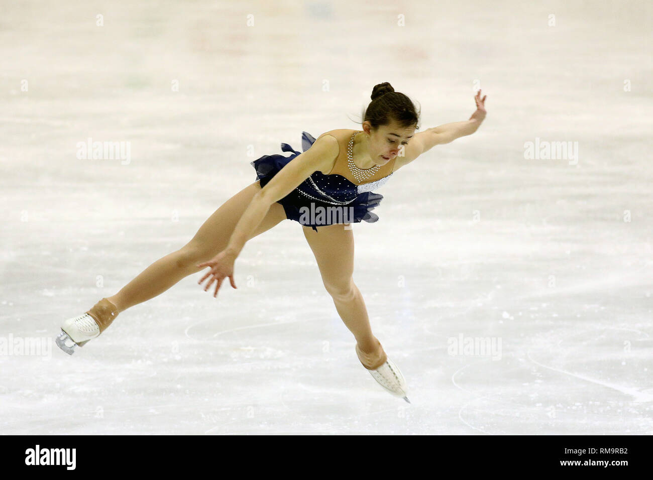 Sarajevo. Xiii Febbraio, 2019. Gemma Chloe Marshall del Lussemburgo esegue durante le donne del pattinaggio di figura la concorrenza presso l'European Youth Olympic Festival (EYOF 2019) presso il municipio Skenderija a Sarajevo, Bosnia ed Erzegovina (BiH) il 13 febbraio, 2019. Credito: Nedim Grabovica/Xinhua/Alamy Live News Foto Stock