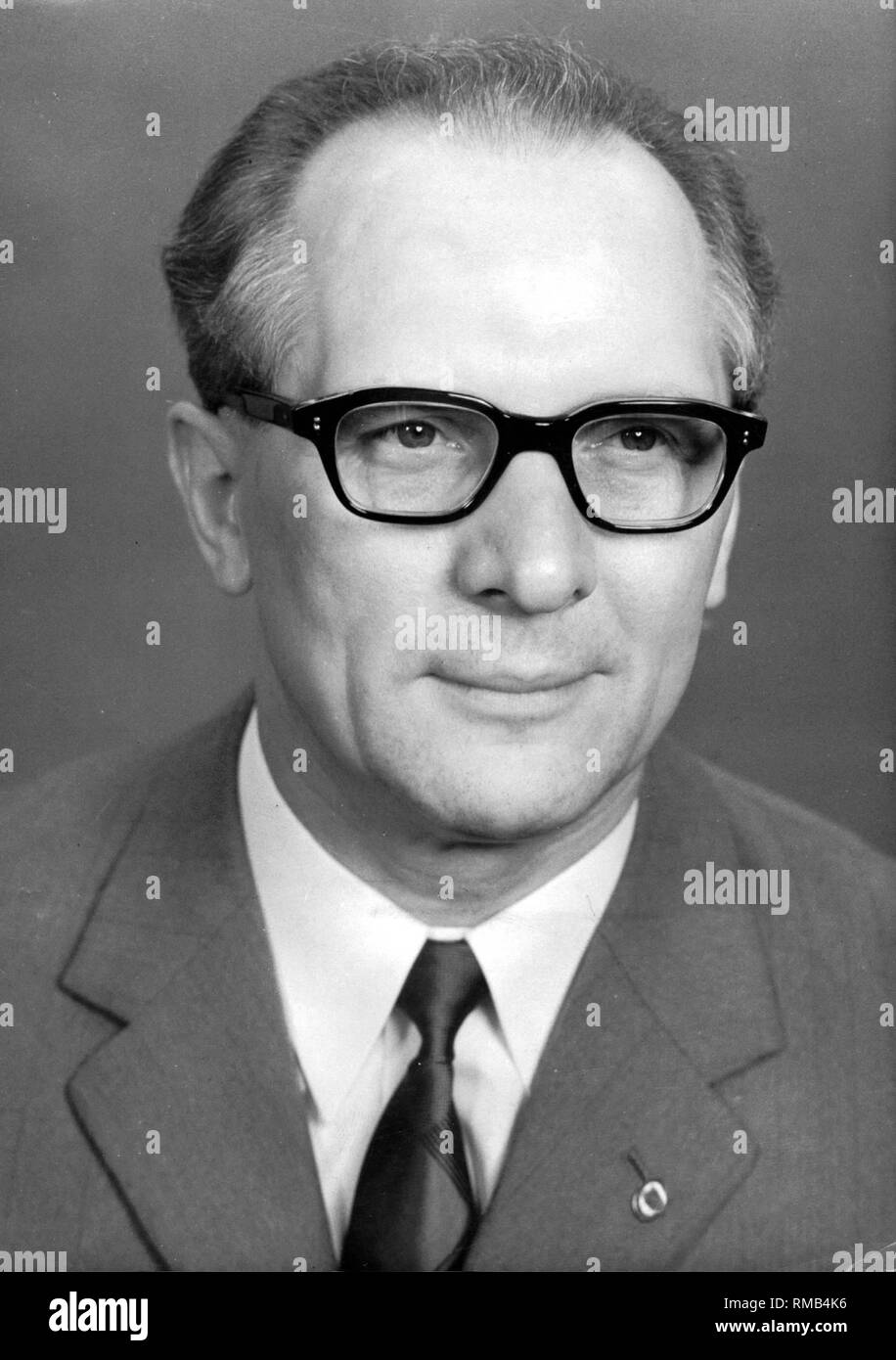 Erich Honecker, Segretario del Comitato Centrale, responsabile per questioni di sicurezza, sostituito Walter Ulbricht come primo segretario della SED Comitato Centrale il 3 maggio 1971. Foto Stock