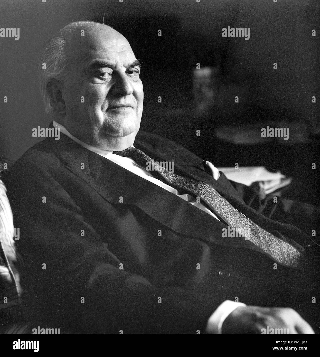 George Weidenfeld signore (nato 1919), un editore britannico e giornalista. Foto Stock