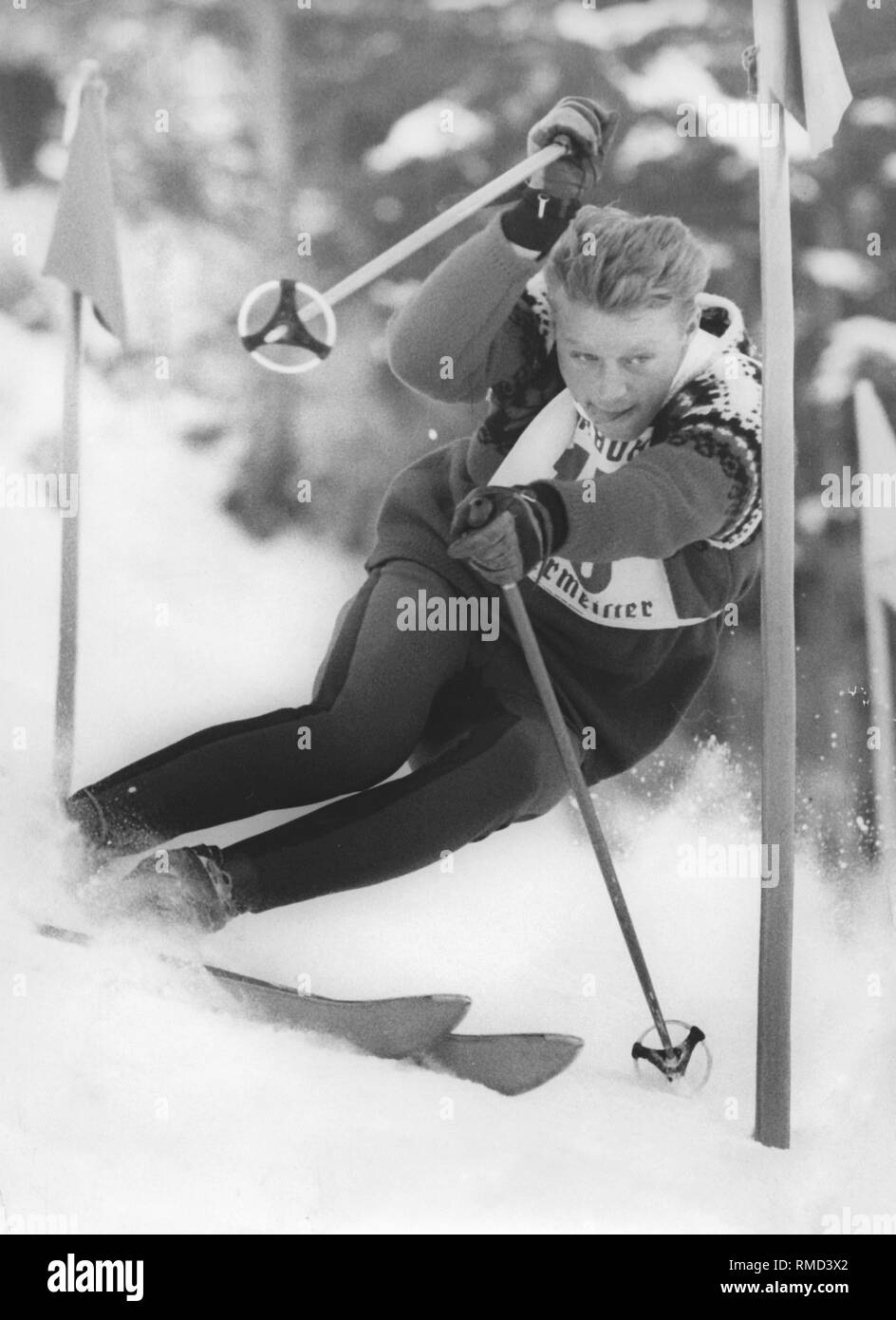 Ski racer Ludwig Leitner a una gara (non datato shot). Foto Stock