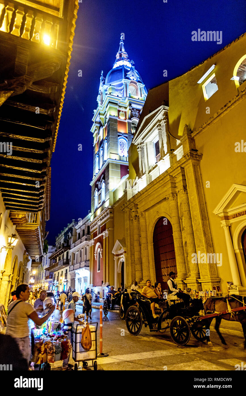 La Cattedrale di notte a Cartagena Colombia Sud America Foto Stock