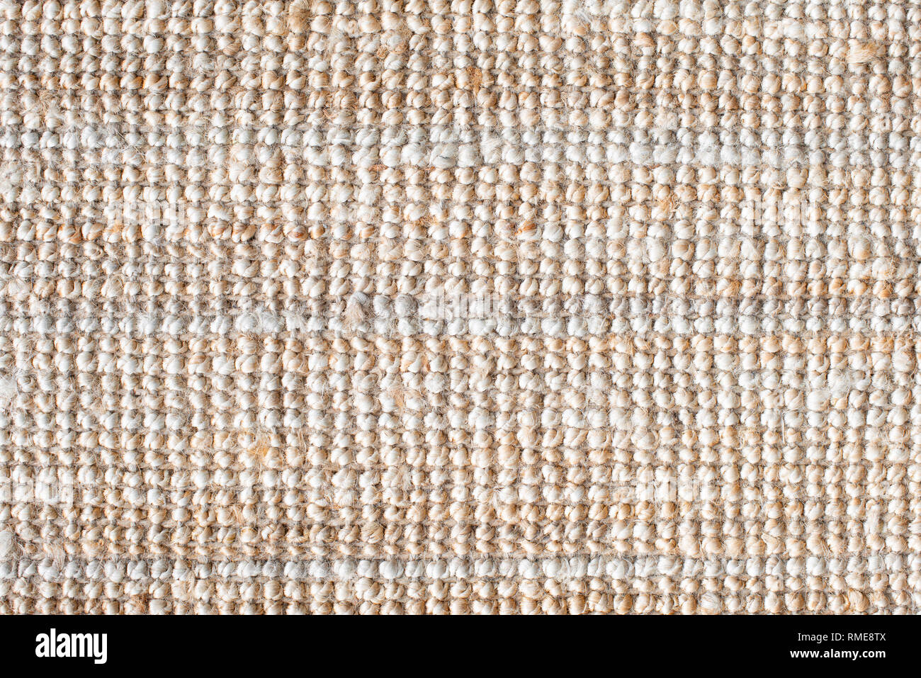 Il tessuto di iuta o di iuta spessi tappeti per lo sfondo. Sacco naturale texture. Copia spazio per il testo. Foto Stock