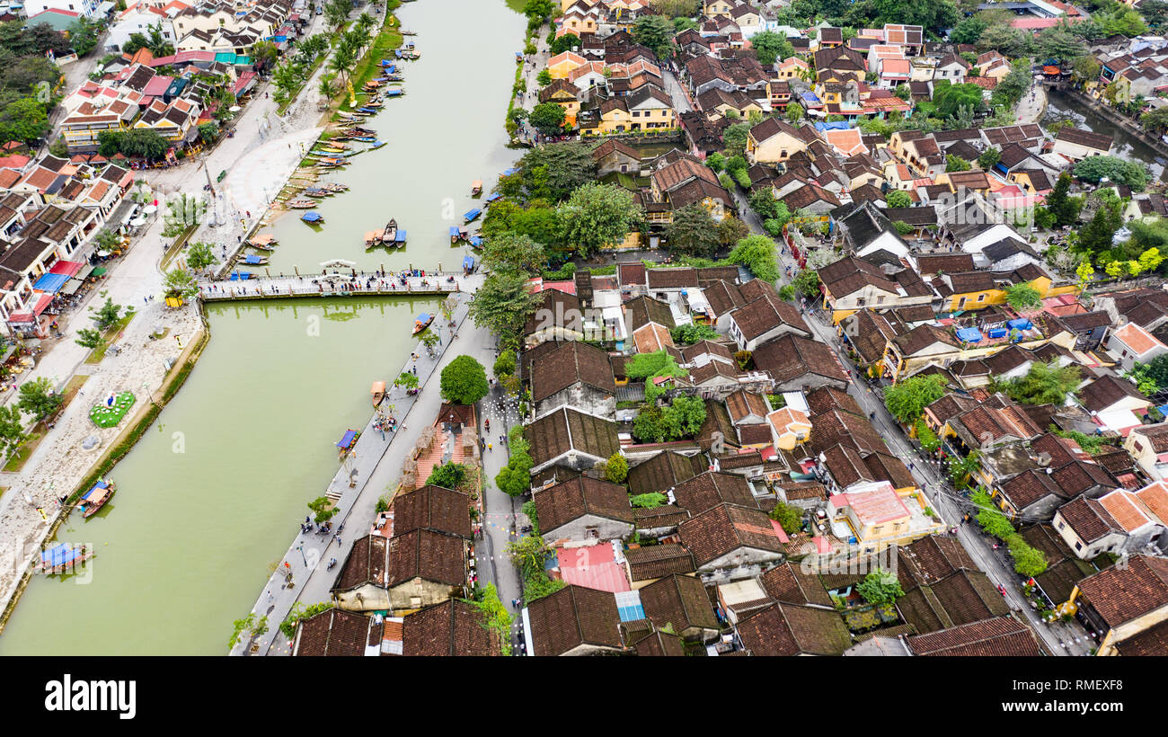 Antenna di Quảng Cầu Trường Bridge e Hoi An, Vietnam Foto Stock