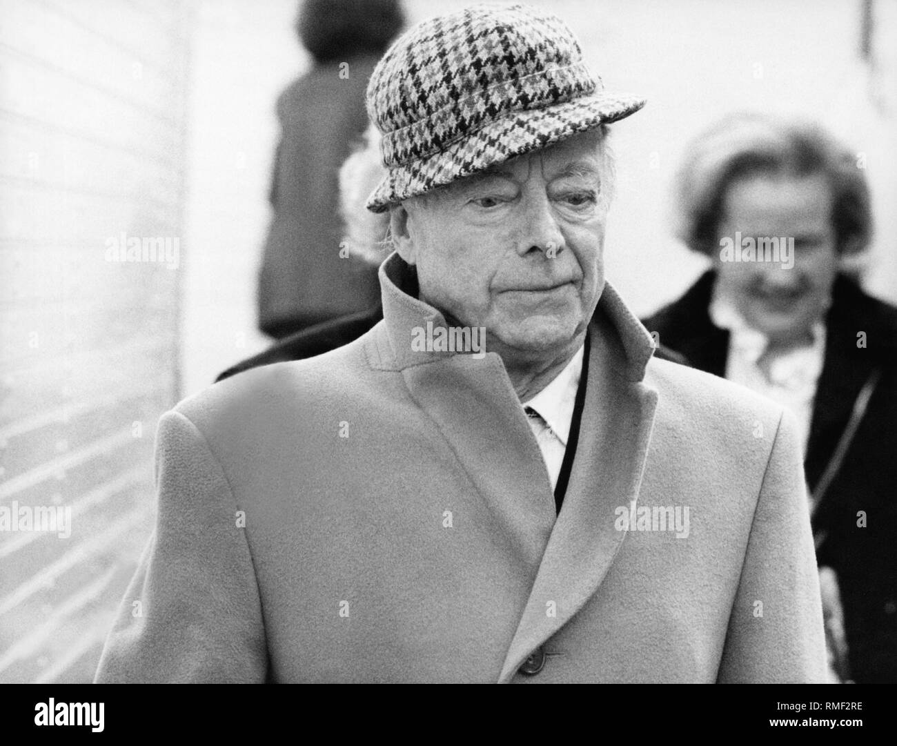 Ritratto dell'attore Heinz Ruehmann al Natale la lettura di sessione in Hamburg Michel. Vi Ruehmann leggere storie di Natale di Rainer Maria Rilke e Hermann Hesse per la ZDF. Foto Stock