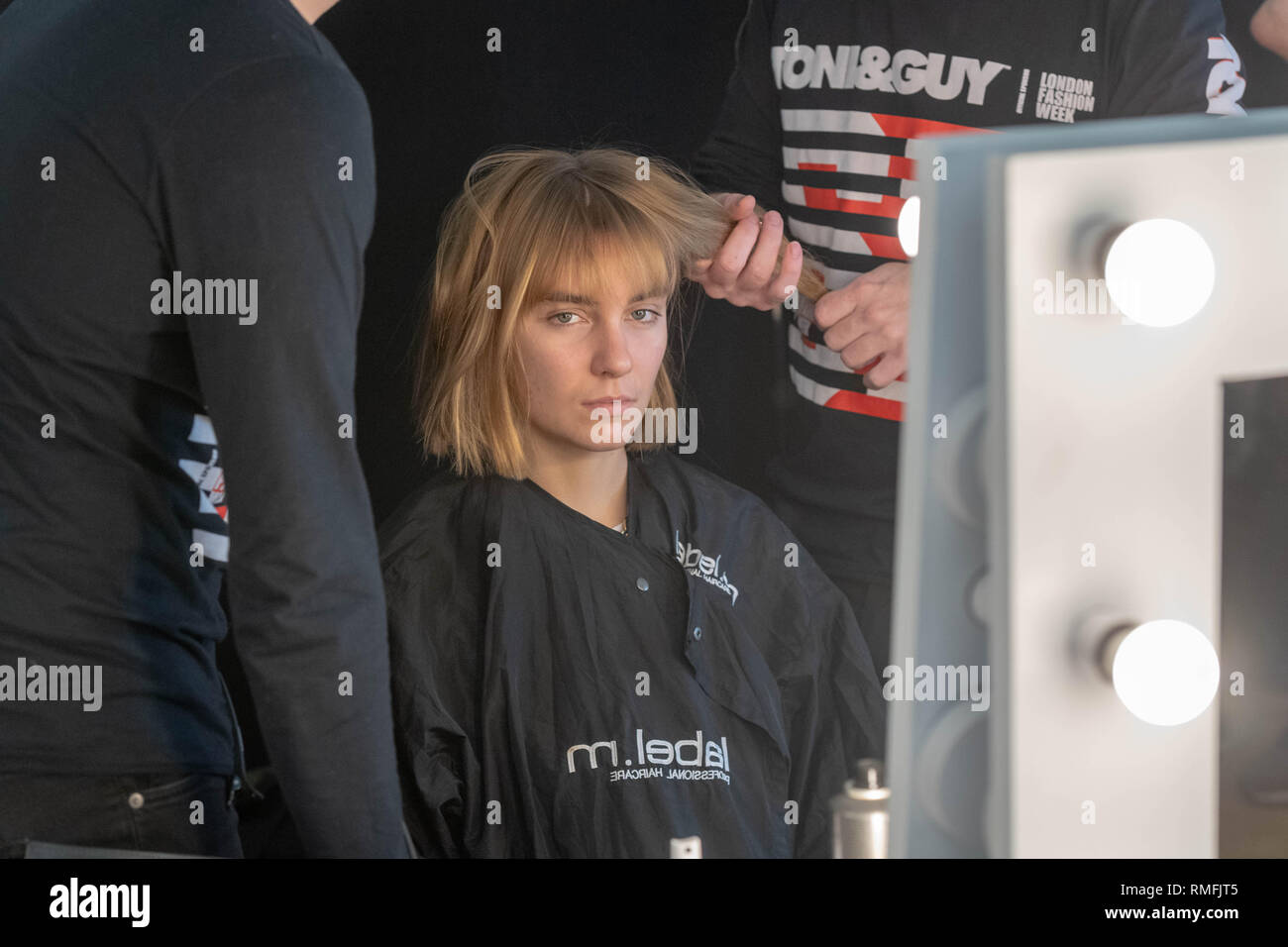 Londra, Regno Unito. Xv Febbraio 2019 Back stage presso Fashion Scount a Londra, Regno Unito. Fashion Week AW19 alla Freemasons Hall di grande Queens Street, Credito: Ian Davidson/Alamy Live News Foto Stock